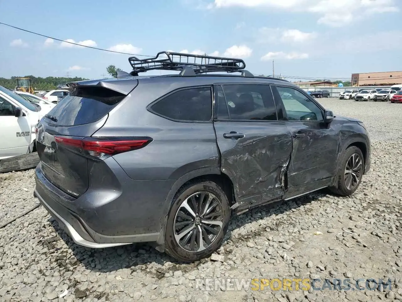 3 Photograph of a damaged car 5TDJZRBH9MS137068 TOYOTA HIGHLANDER 2021