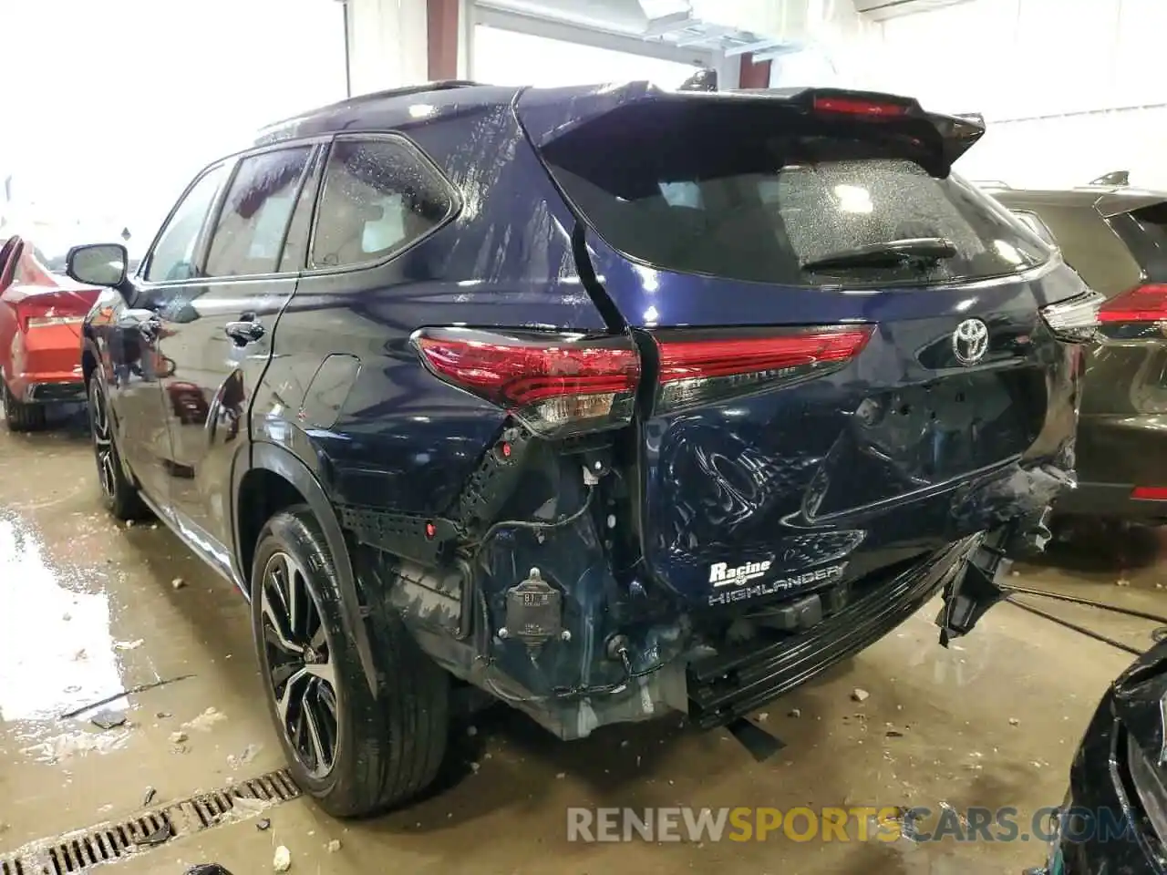 3 Photograph of a damaged car 5TDJZRBHXMS080265 TOYOTA HIGHLANDER 2021