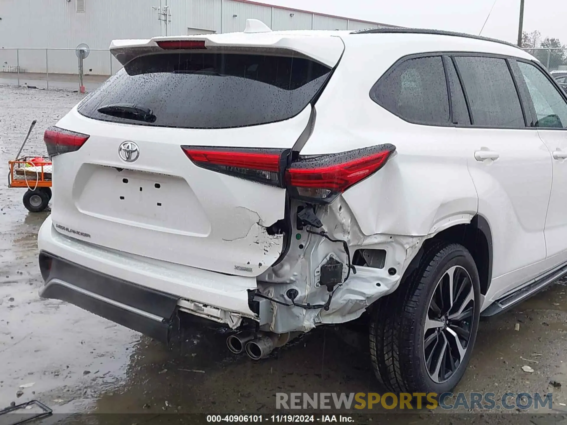 6 Photograph of a damaged car 5TDLZRAH3MS061972 TOYOTA HIGHLANDER 2021