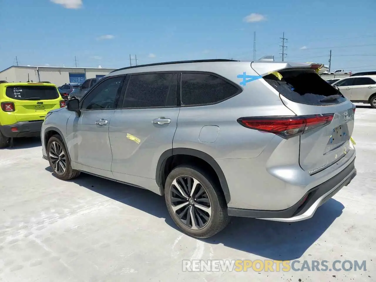 2 Photograph of a damaged car 5TDLZRAH3MS089965 TOYOTA HIGHLANDER 2021