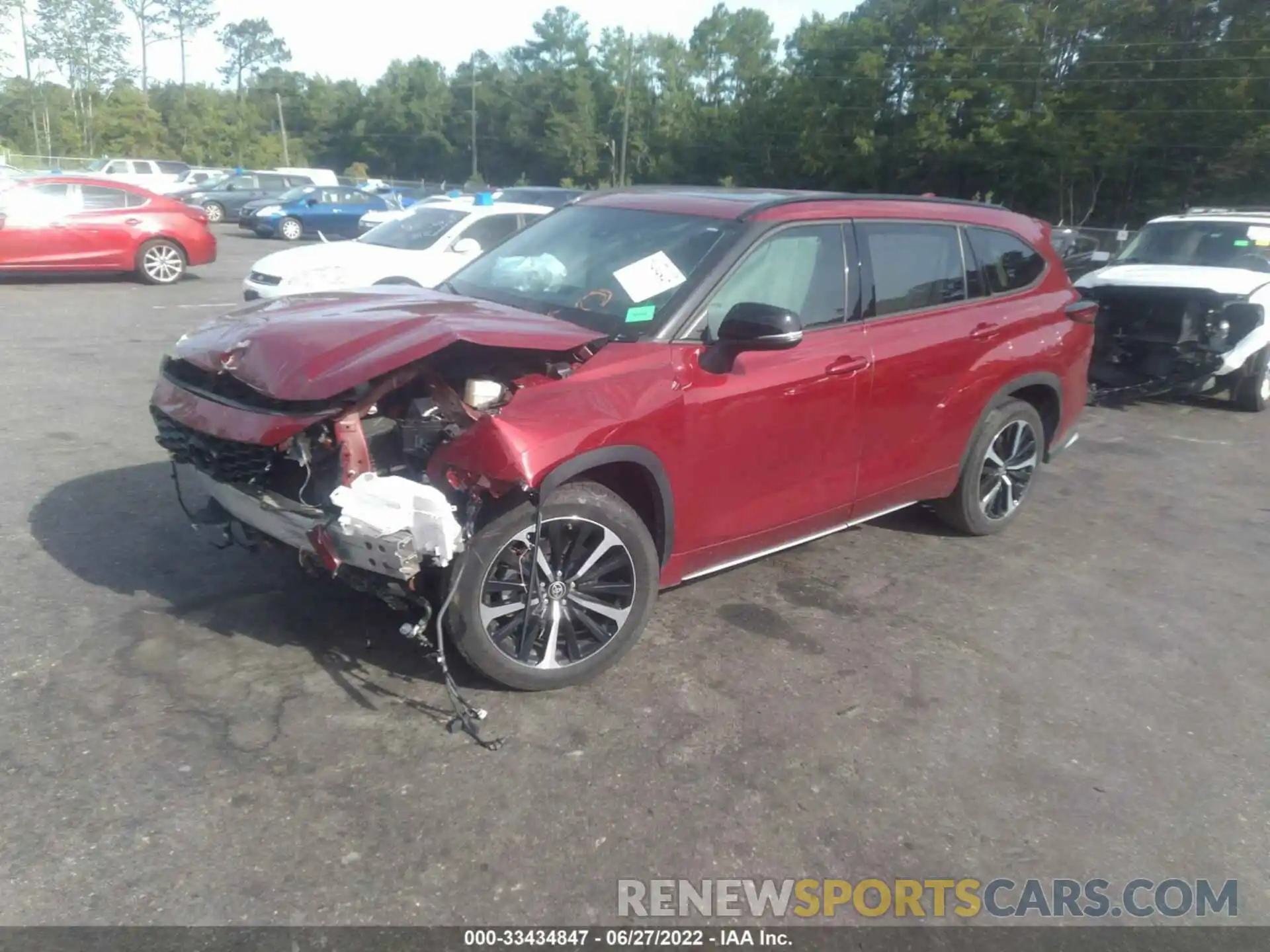 2 Photograph of a damaged car 5TDLZRAH7MS054278 TOYOTA HIGHLANDER 2021