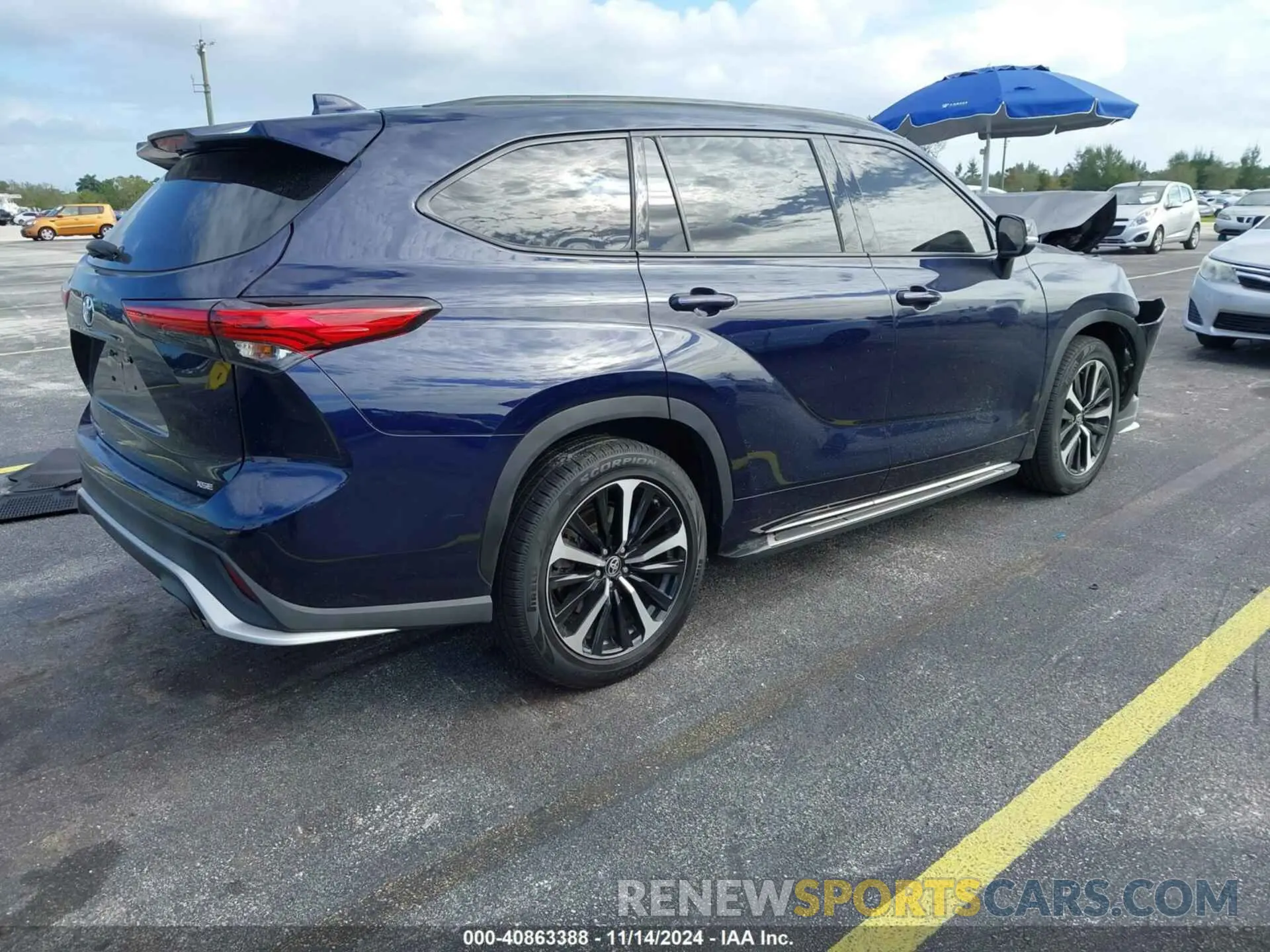 4 Photograph of a damaged car 5TDLZRAHXMS036101 TOYOTA HIGHLANDER 2021