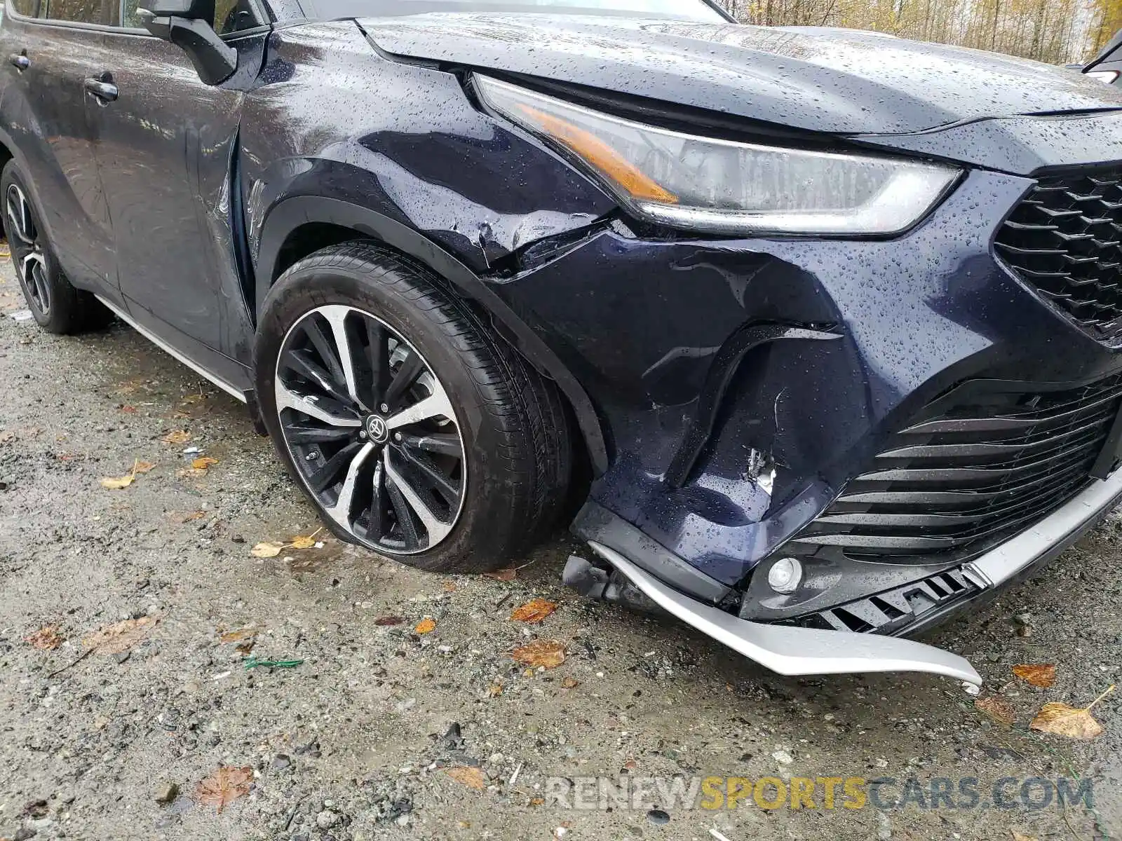 9 Photograph of a damaged car 5TDLZRBH1MS058874 TOYOTA HIGHLANDER 2021