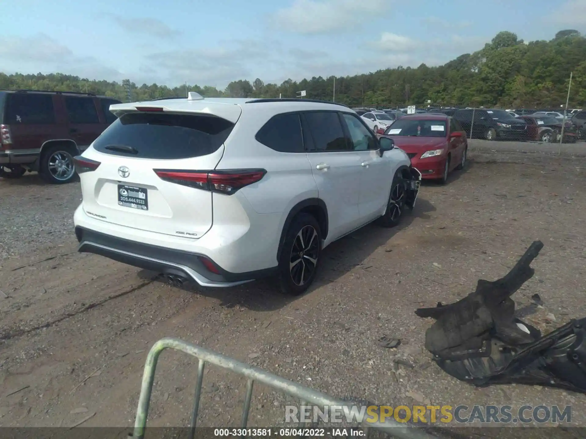 4 Photograph of a damaged car 5TDLZRBH2MS093519 TOYOTA HIGHLANDER 2021