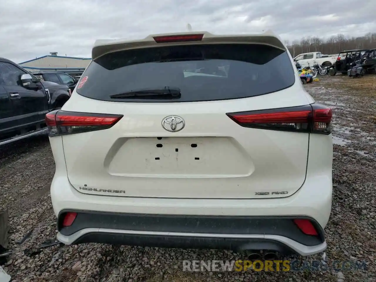 6 Photograph of a damaged car 5TDLZRBH5MS064547 TOYOTA HIGHLANDER 2021