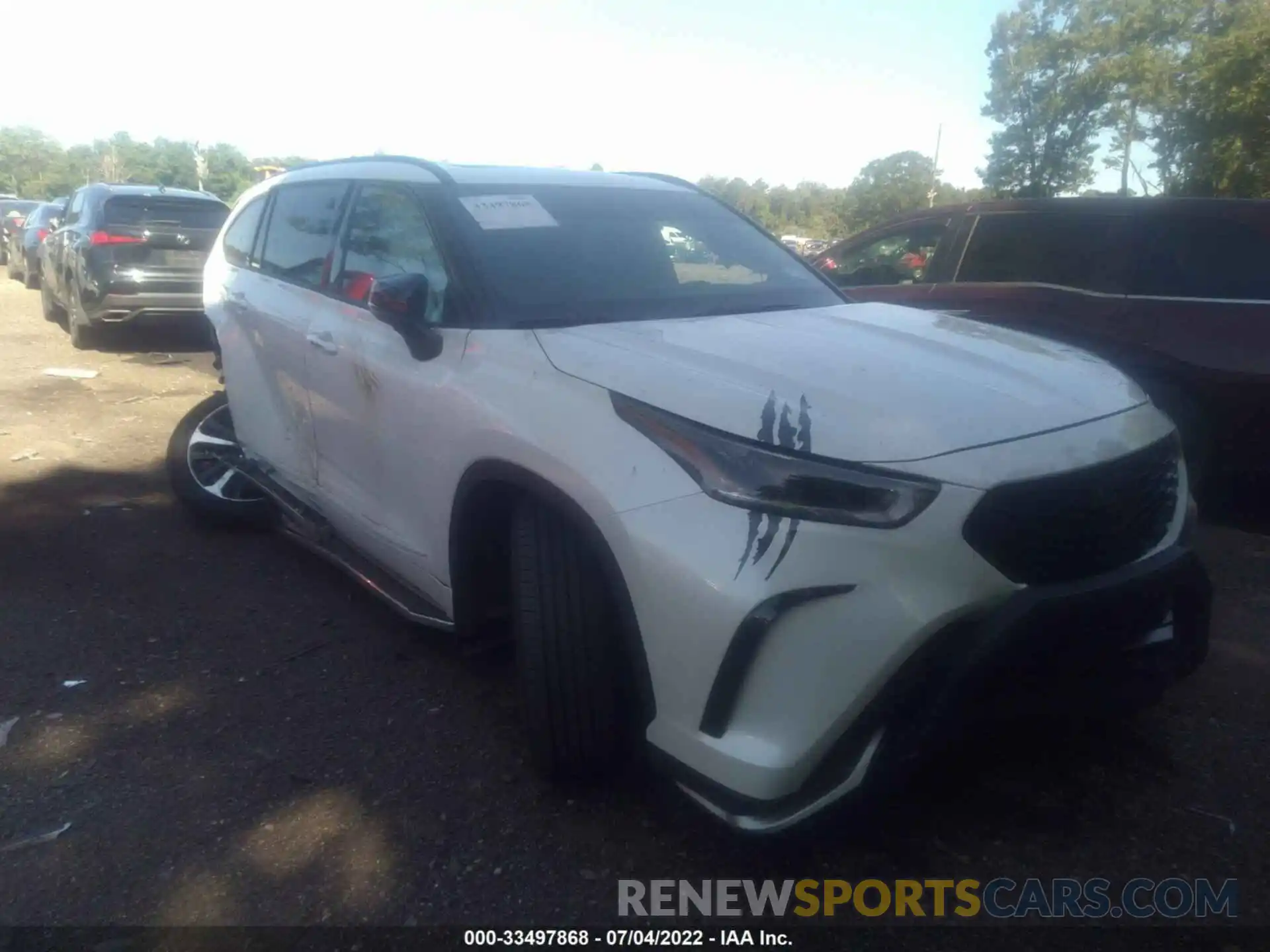 1 Photograph of a damaged car 5TDLZRBH5MS094440 TOYOTA HIGHLANDER 2021