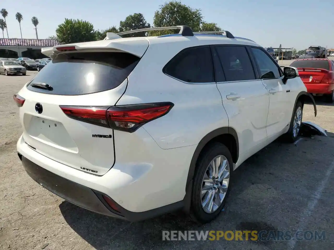 4 Photograph of a damaged car 5TDXBRCH0MS056568 TOYOTA HIGHLANDER 2021