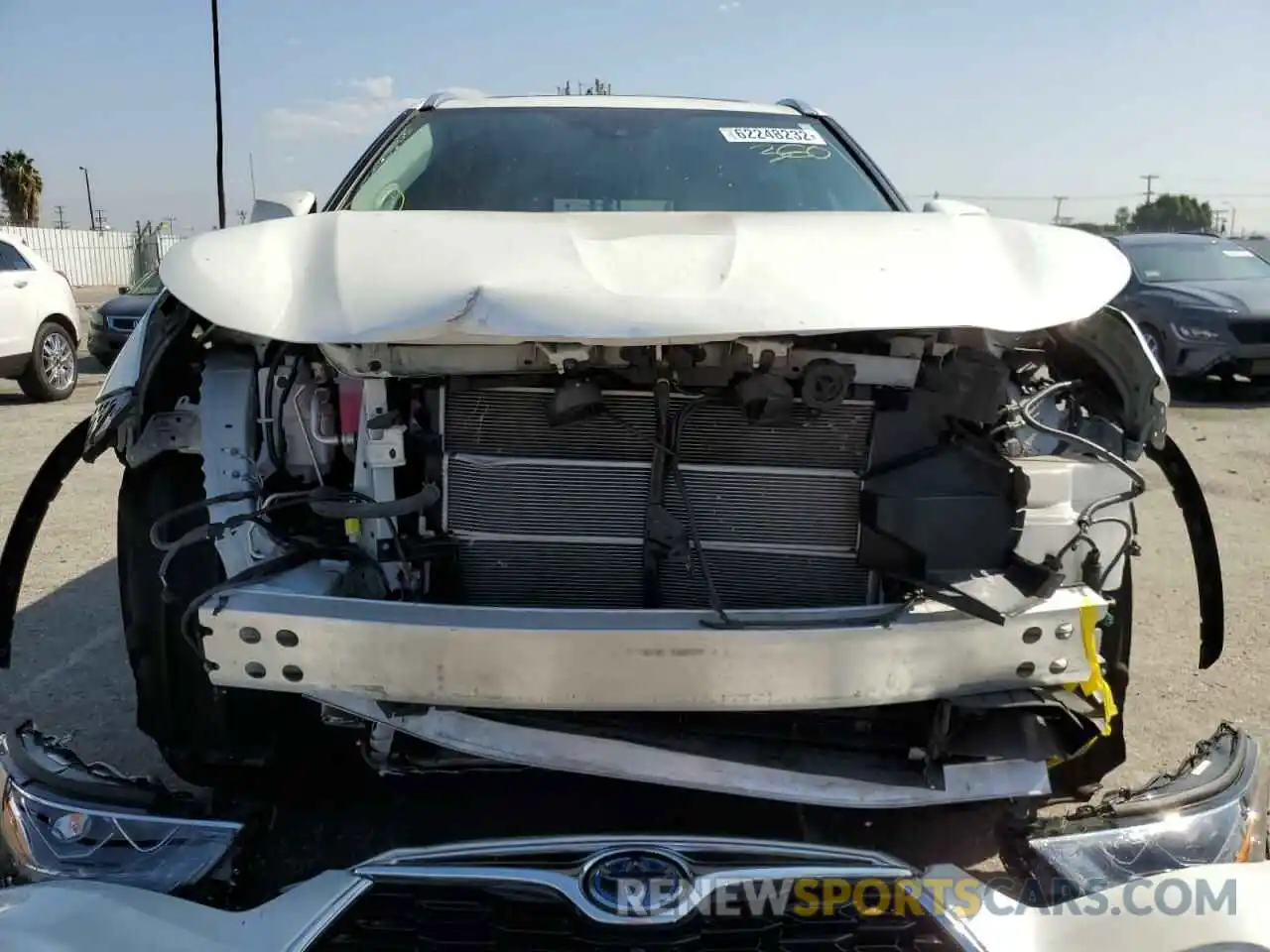 9 Photograph of a damaged car 5TDXBRCH0MS056568 TOYOTA HIGHLANDER 2021