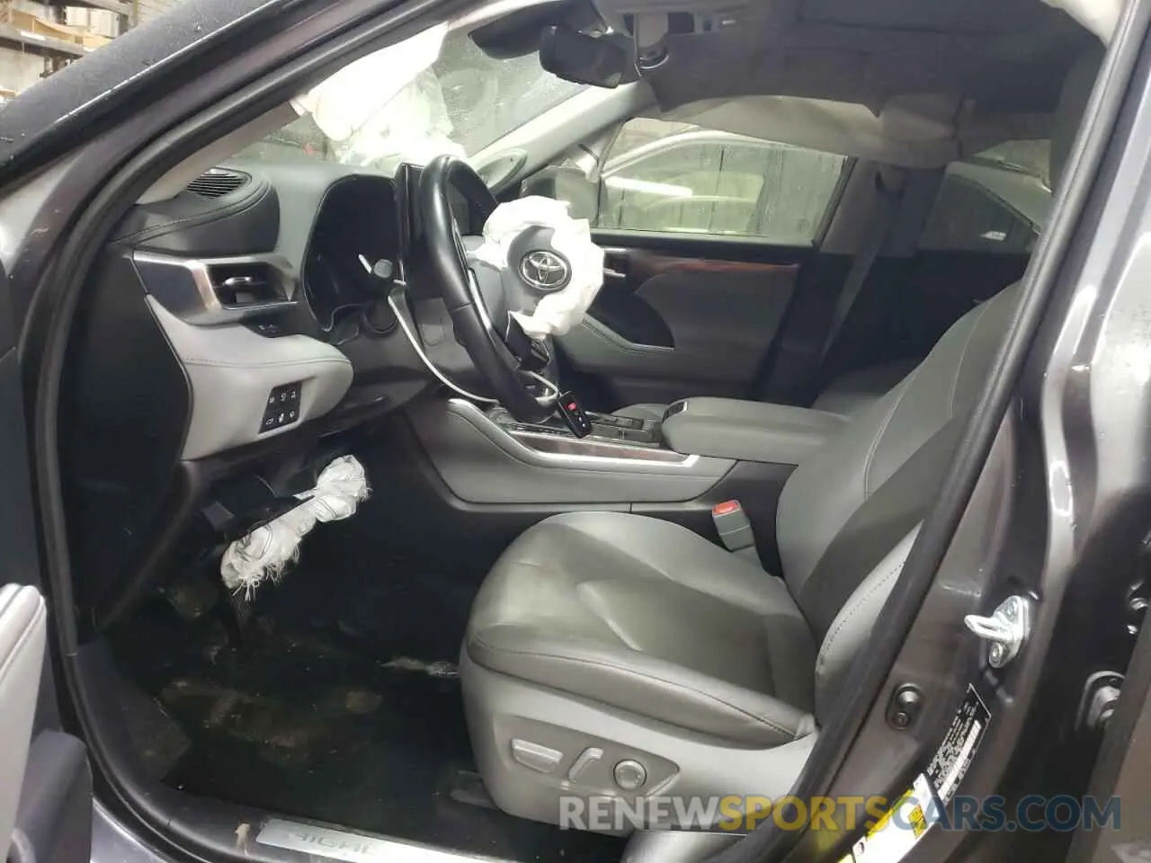 7 Photograph of a damaged car 5TDXBRCH0MS522418 TOYOTA HIGHLANDER 2021