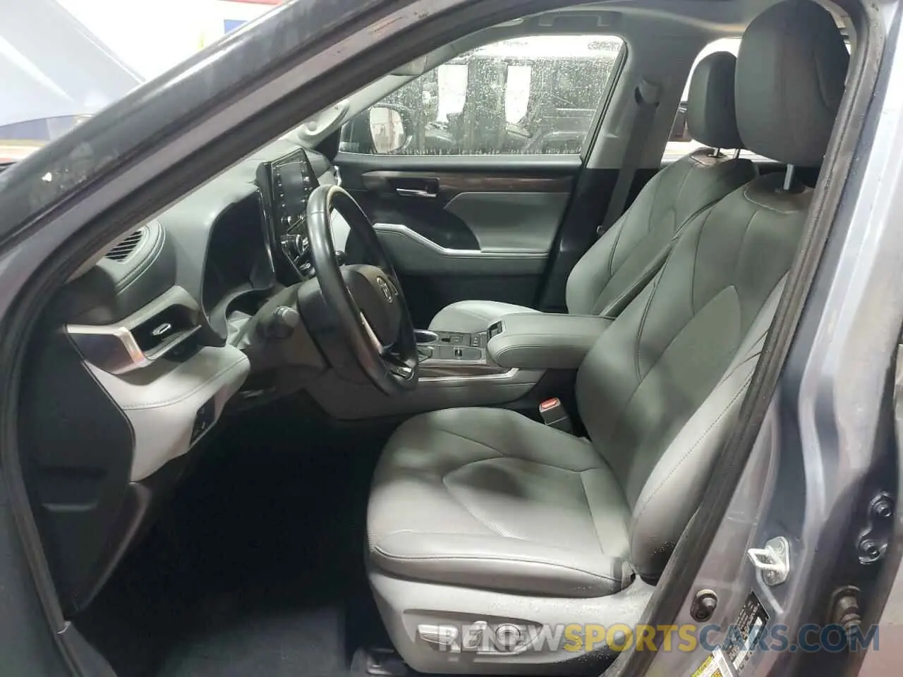 7 Photograph of a damaged car 5TDXBRCH2MS029078 TOYOTA HIGHLANDER 2021