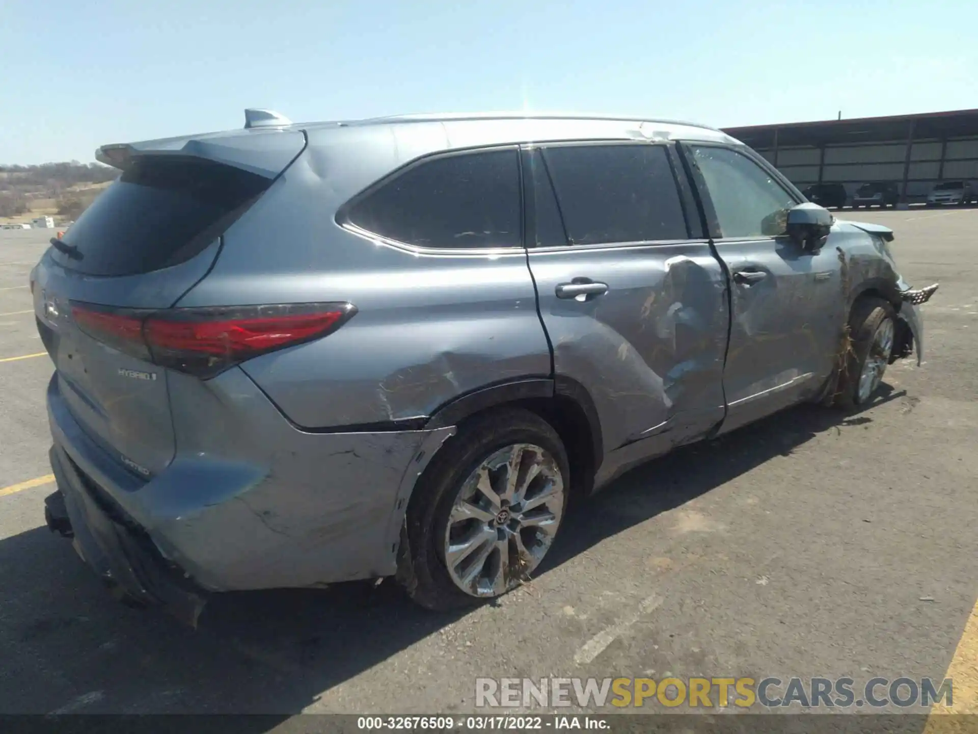 4 Photograph of a damaged car 5TDXBRCH2MS050433 TOYOTA HIGHLANDER 2021