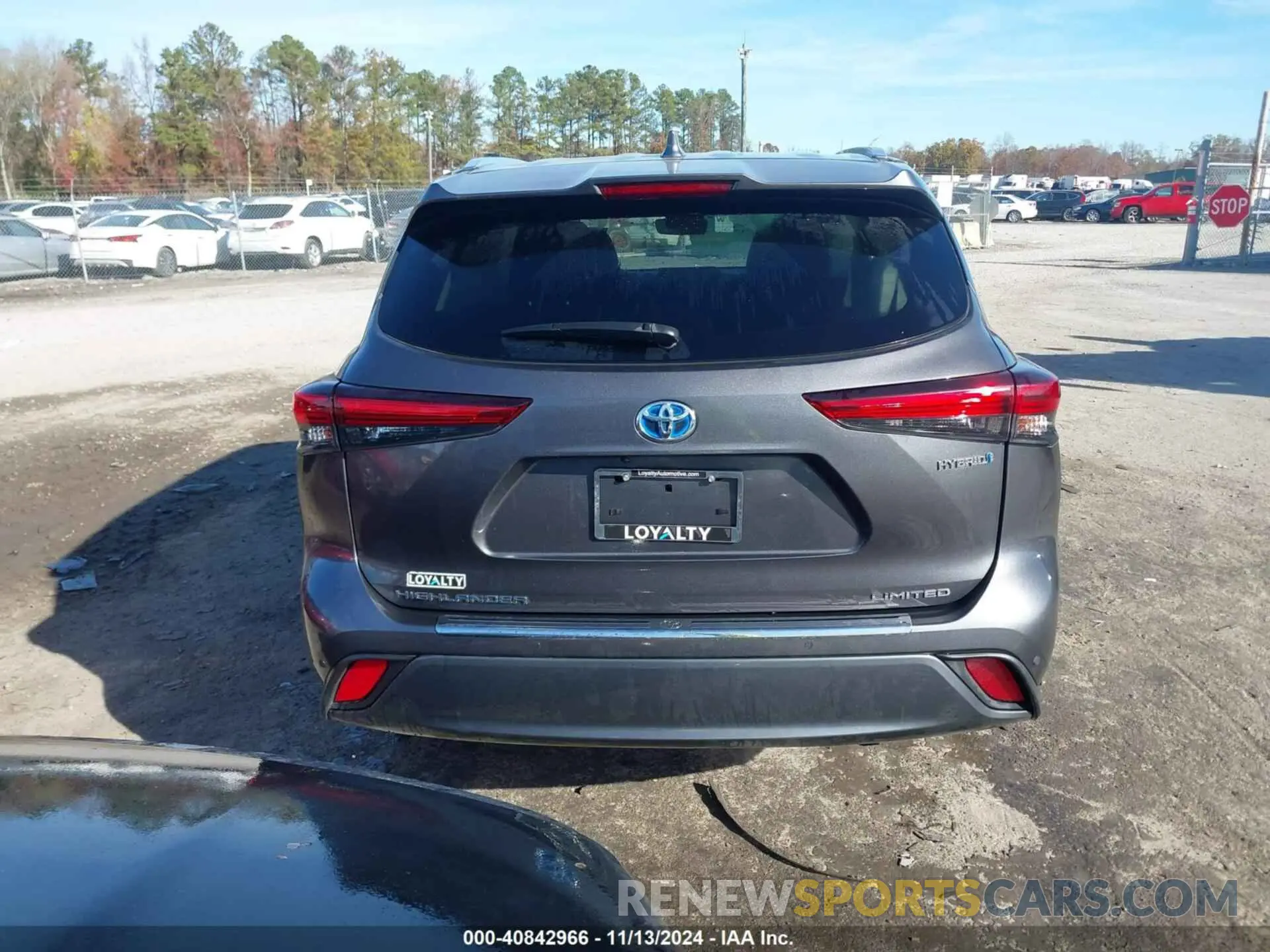 16 Photograph of a damaged car 5TDXBRCHXMS021200 TOYOTA HIGHLANDER 2021