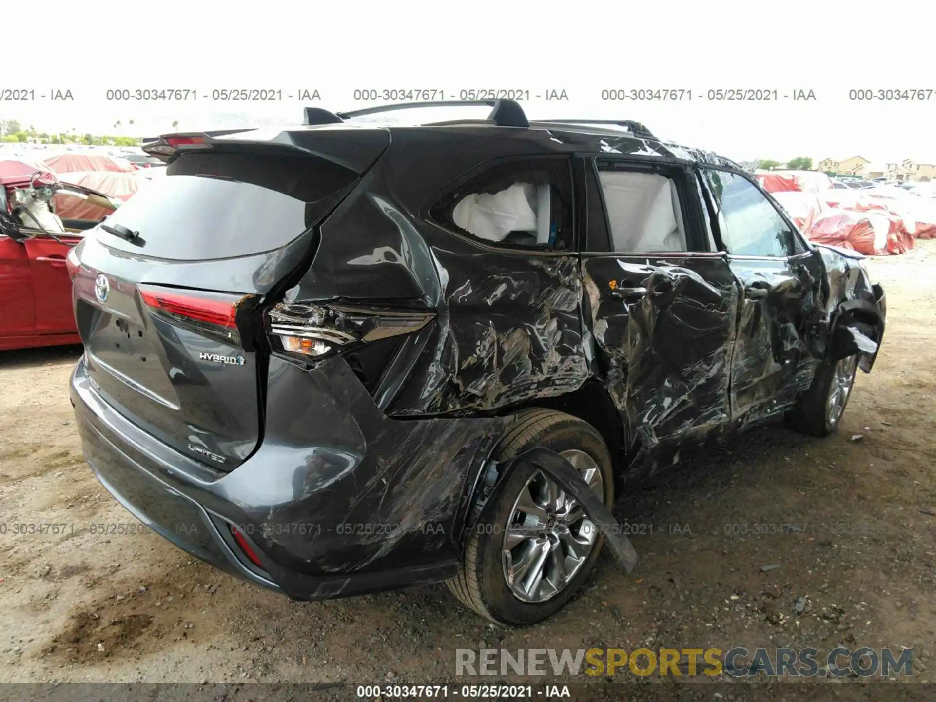 4 Photograph of a damaged car 5TDYARAH4MS504935 TOYOTA HIGHLANDER 2021