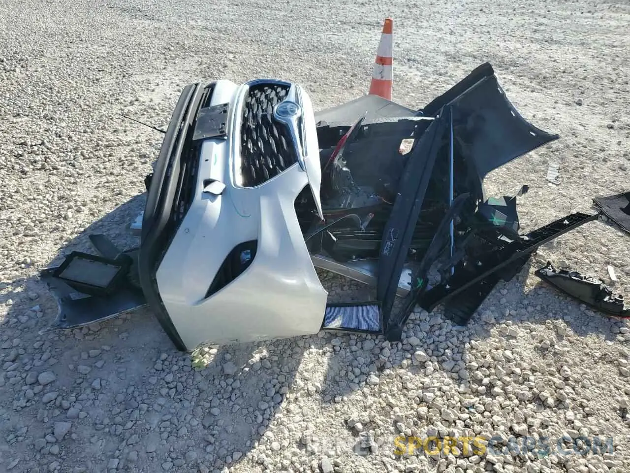 13 Photograph of a damaged car 5TDYARAH6MS505682 TOYOTA HIGHLANDER 2021