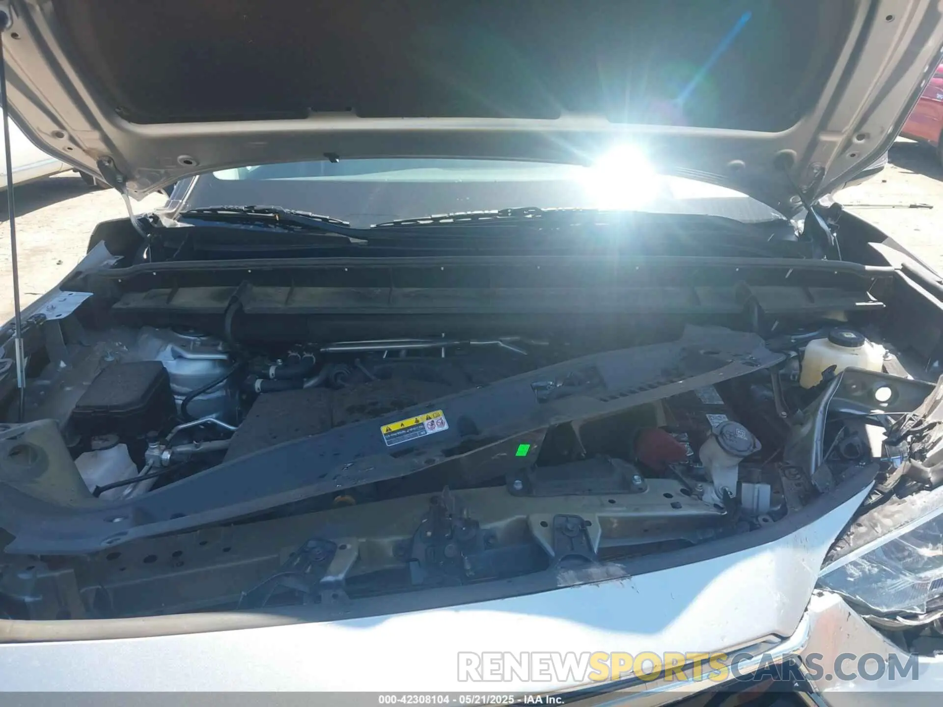 10 Photograph of a damaged car 5TDYZRAH0MS089945 TOYOTA HIGHLANDER 2021