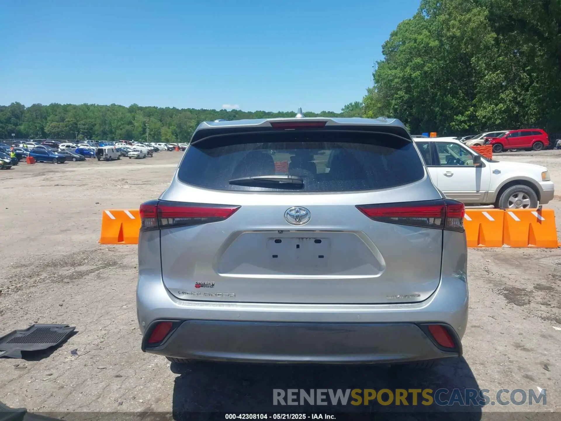 16 Photograph of a damaged car 5TDYZRAH0MS089945 TOYOTA HIGHLANDER 2021