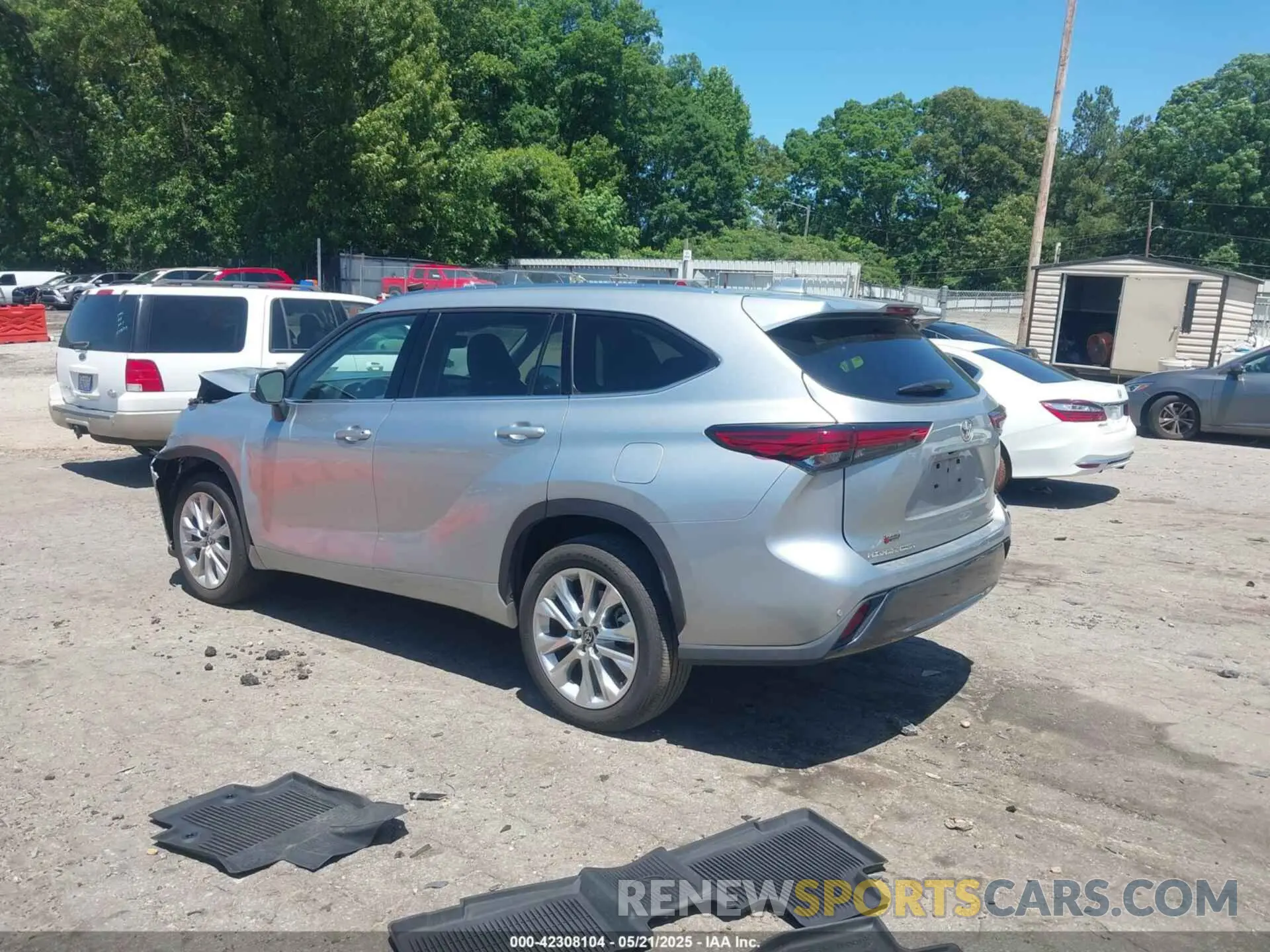 3 Photograph of a damaged car 5TDYZRAH0MS089945 TOYOTA HIGHLANDER 2021