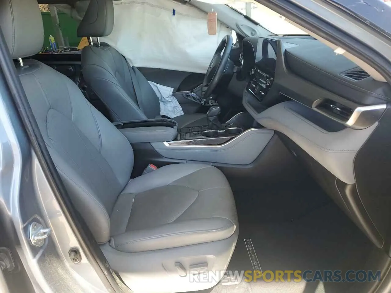 7 Photograph of a damaged car 5TDYZRAH1MS070112 TOYOTA HIGHLANDER 2021