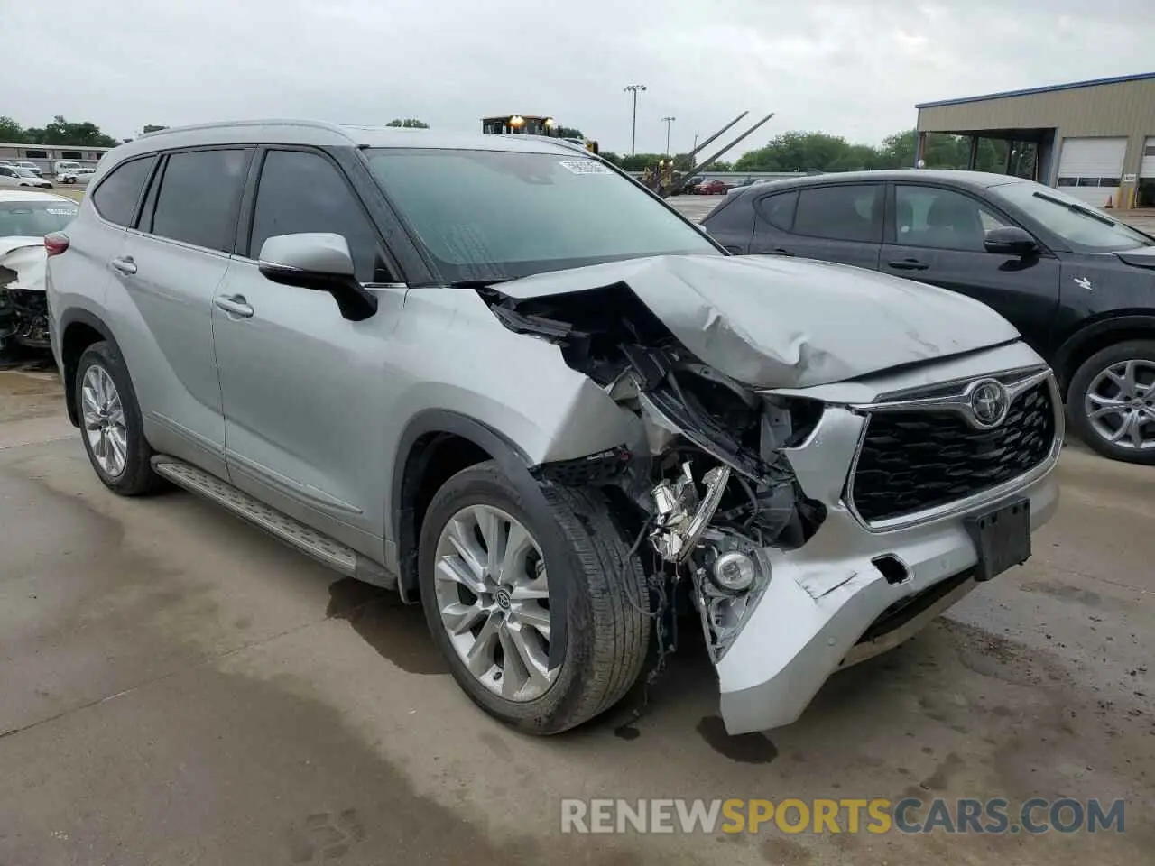 4 Photograph of a damaged car 5TDYZRAH2MS528921 TOYOTA HIGHLANDER 2021