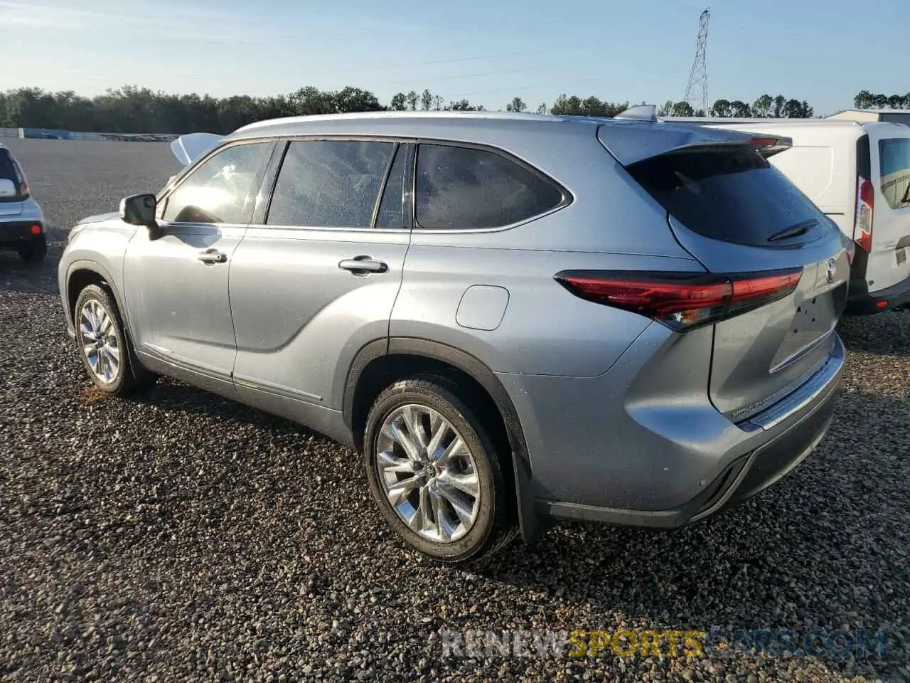 2 Photograph of a damaged car 5TDYZRAH3MS067227 TOYOTA HIGHLANDER 2021
