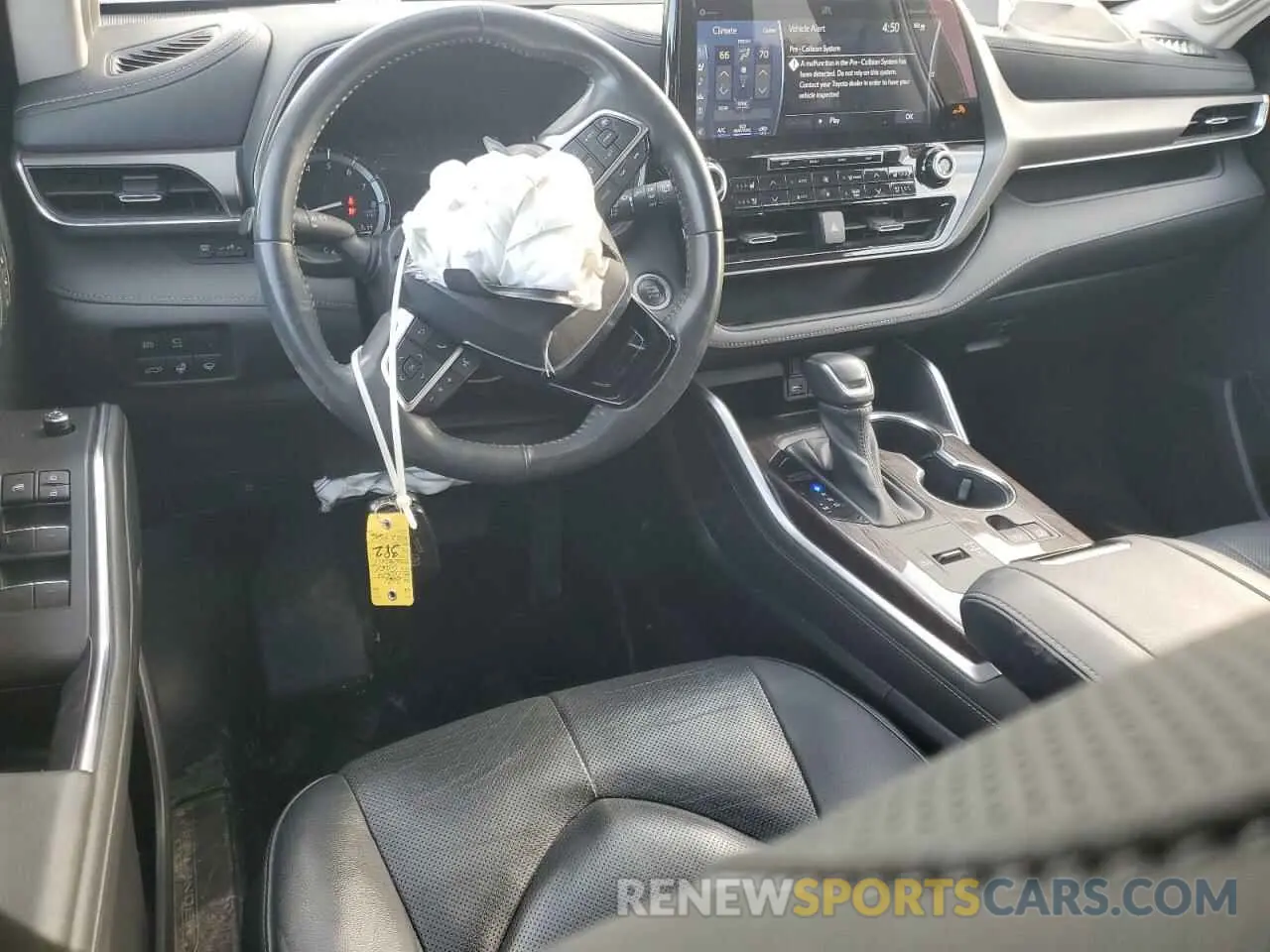 8 Photograph of a damaged car 5TDYZRAH4MS090015 TOYOTA HIGHLANDER 2021