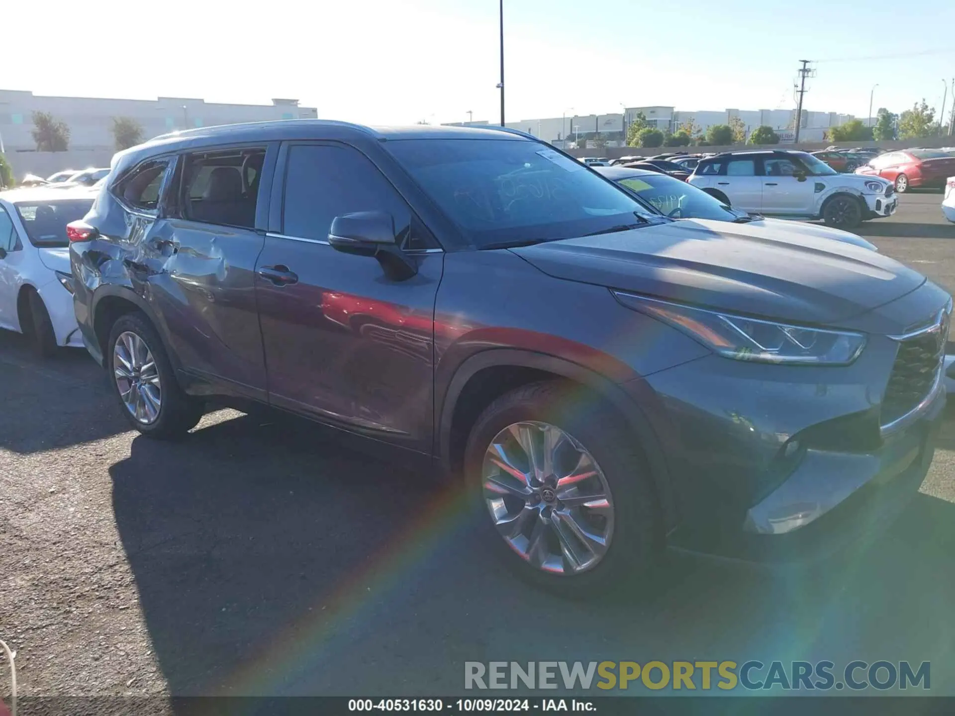 13 Photograph of a damaged car 5TDYZRAH6MS089531 TOYOTA HIGHLANDER 2021