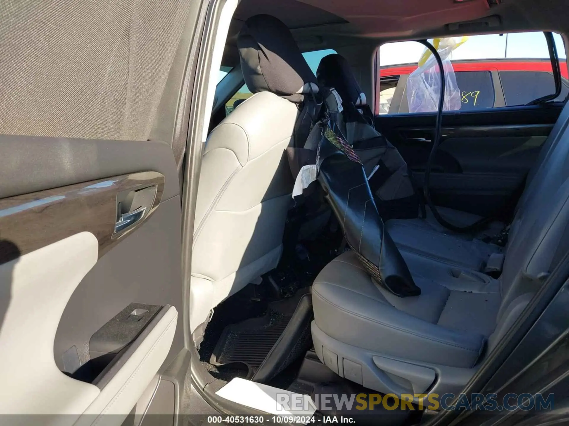 8 Photograph of a damaged car 5TDYZRAH6MS089531 TOYOTA HIGHLANDER 2021