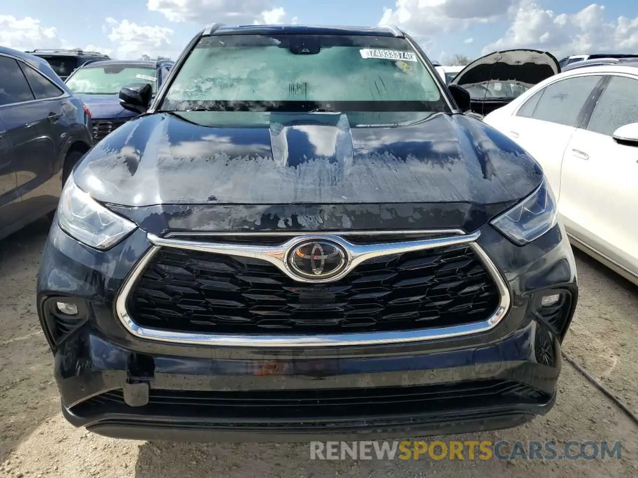 5 Photograph of a damaged car 5TDYZRAH7MS037468 TOYOTA HIGHLANDER 2021