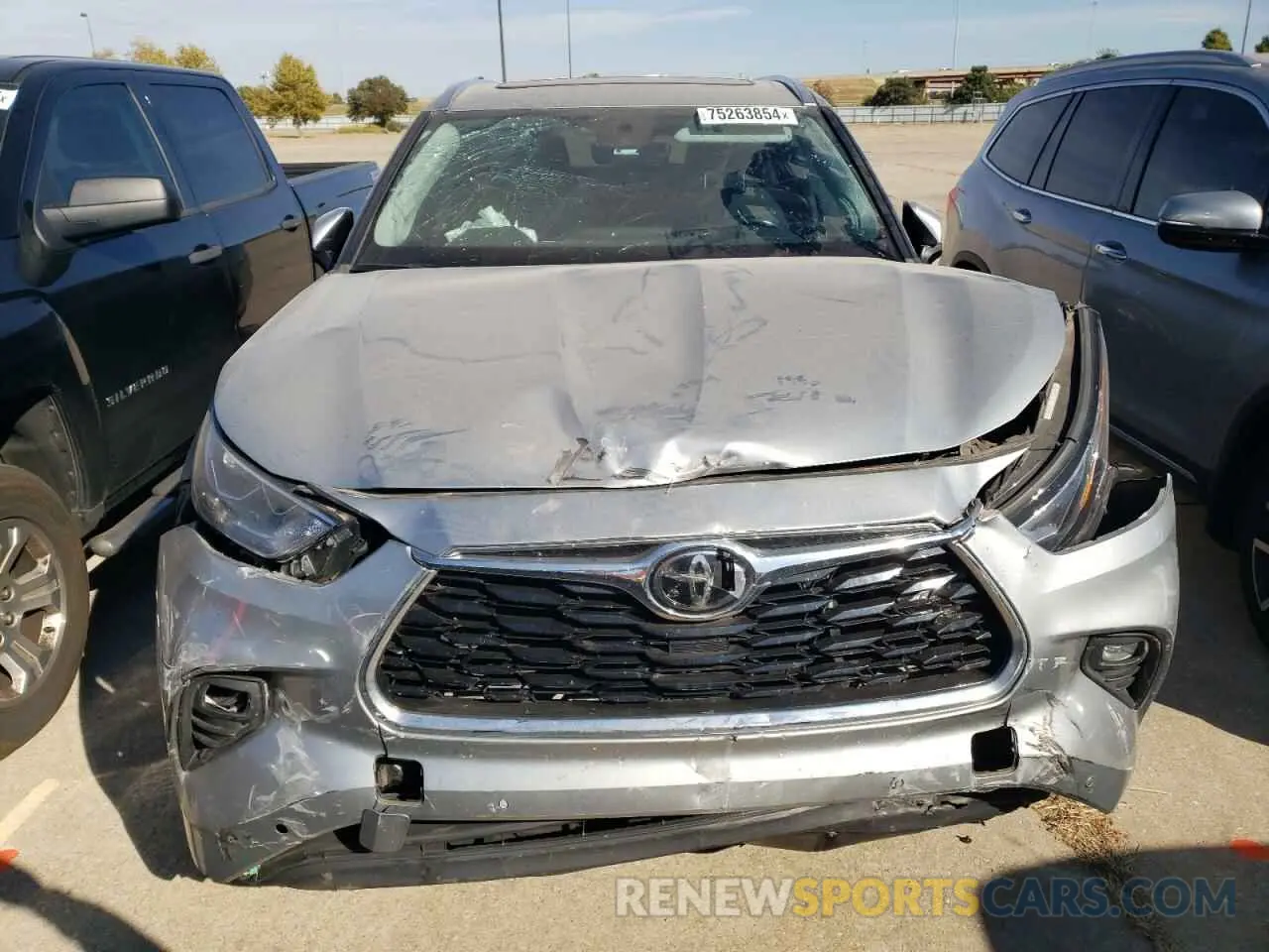 5 Photograph of a damaged car 5TDYZRAH7MS070180 TOYOTA HIGHLANDER 2021