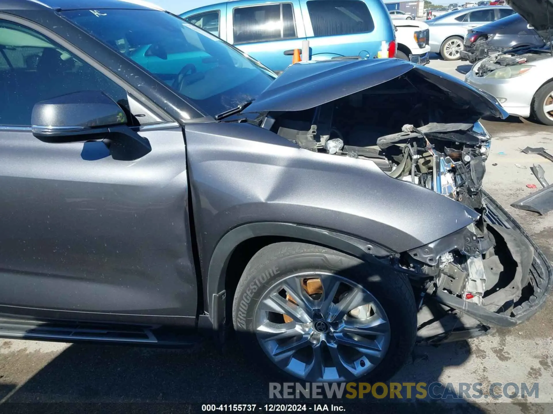 19 Photograph of a damaged car 5TDYZRAH8MS039844 TOYOTA HIGHLANDER 2021