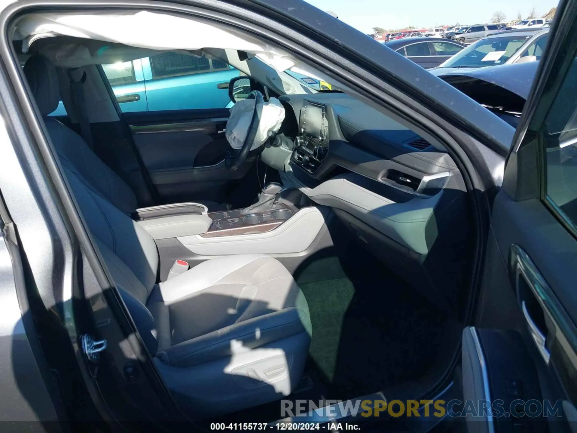 5 Photograph of a damaged car 5TDYZRAH8MS039844 TOYOTA HIGHLANDER 2021