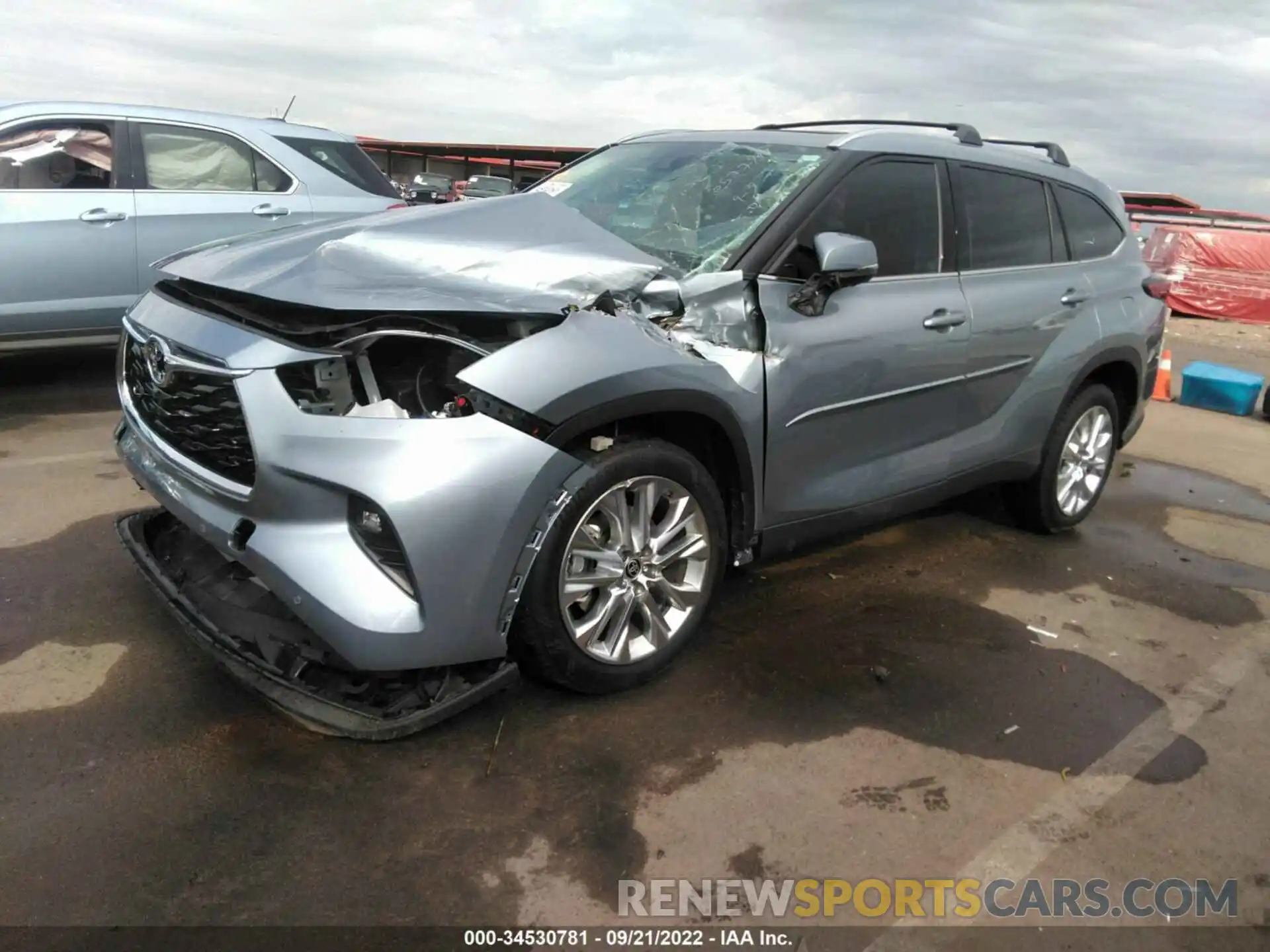 2 Photograph of a damaged car 5TDYZRAH8MS057793 TOYOTA HIGHLANDER 2021