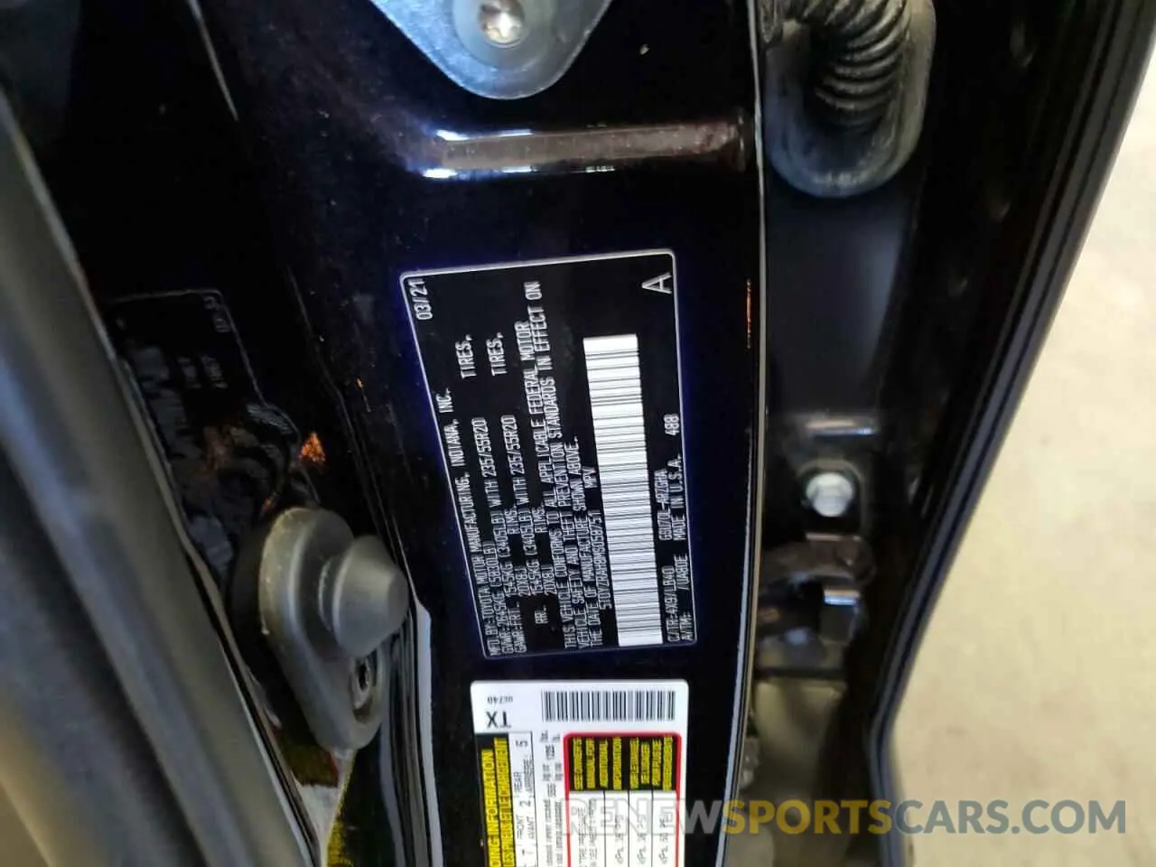 13 Photograph of a damaged car 5TDYZRAH8MS058751 TOYOTA HIGHLANDER 2021