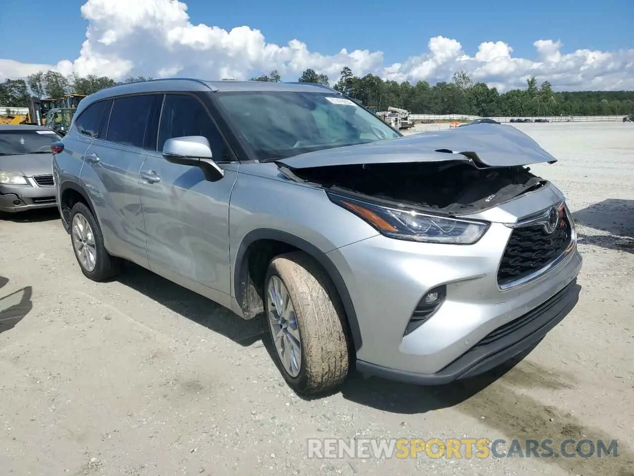 4 Photograph of a damaged car 5TDYZRAH9MS526695 TOYOTA HIGHLANDER 2021