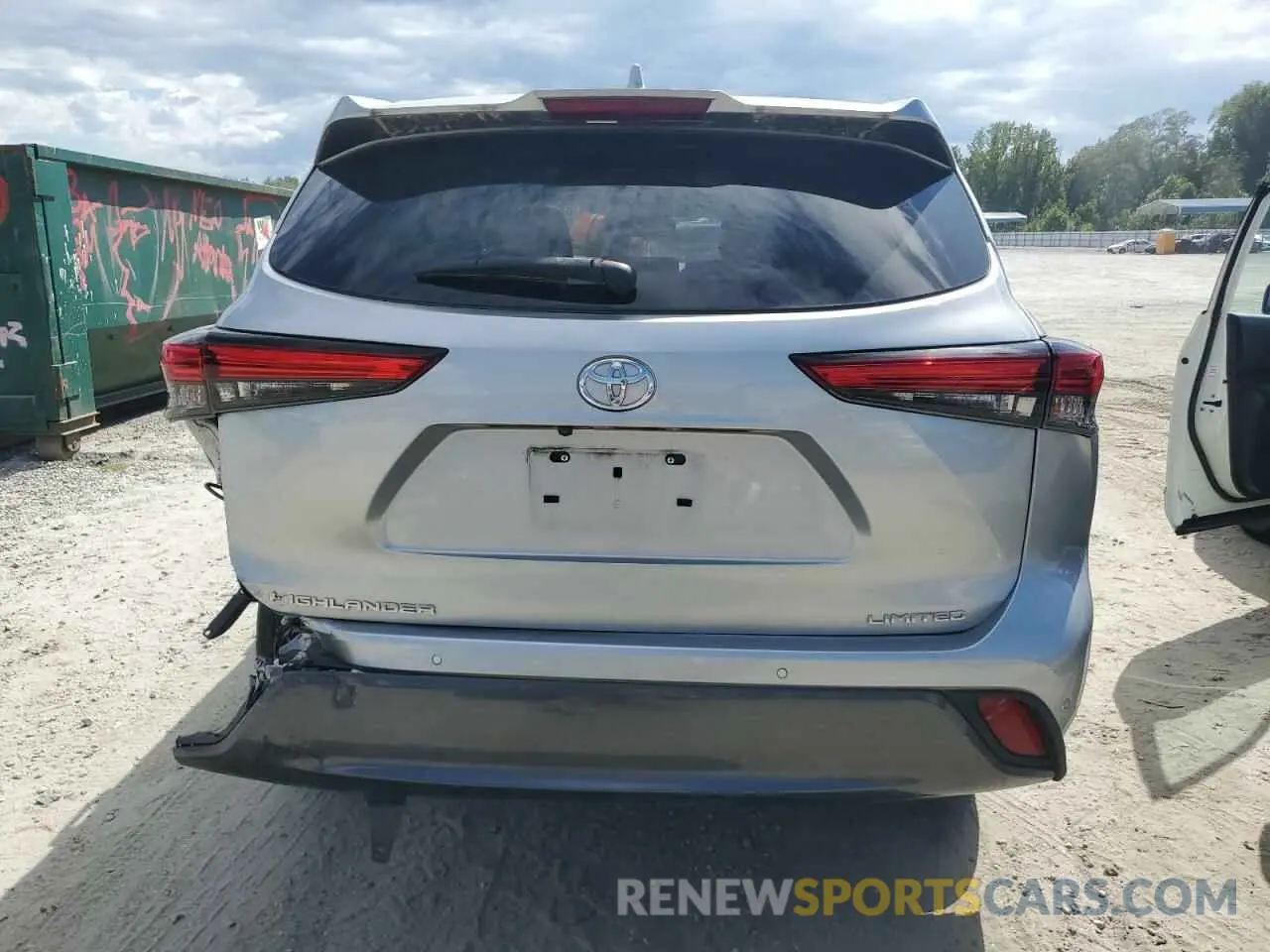6 Photograph of a damaged car 5TDYZRAH9MS526695 TOYOTA HIGHLANDER 2021