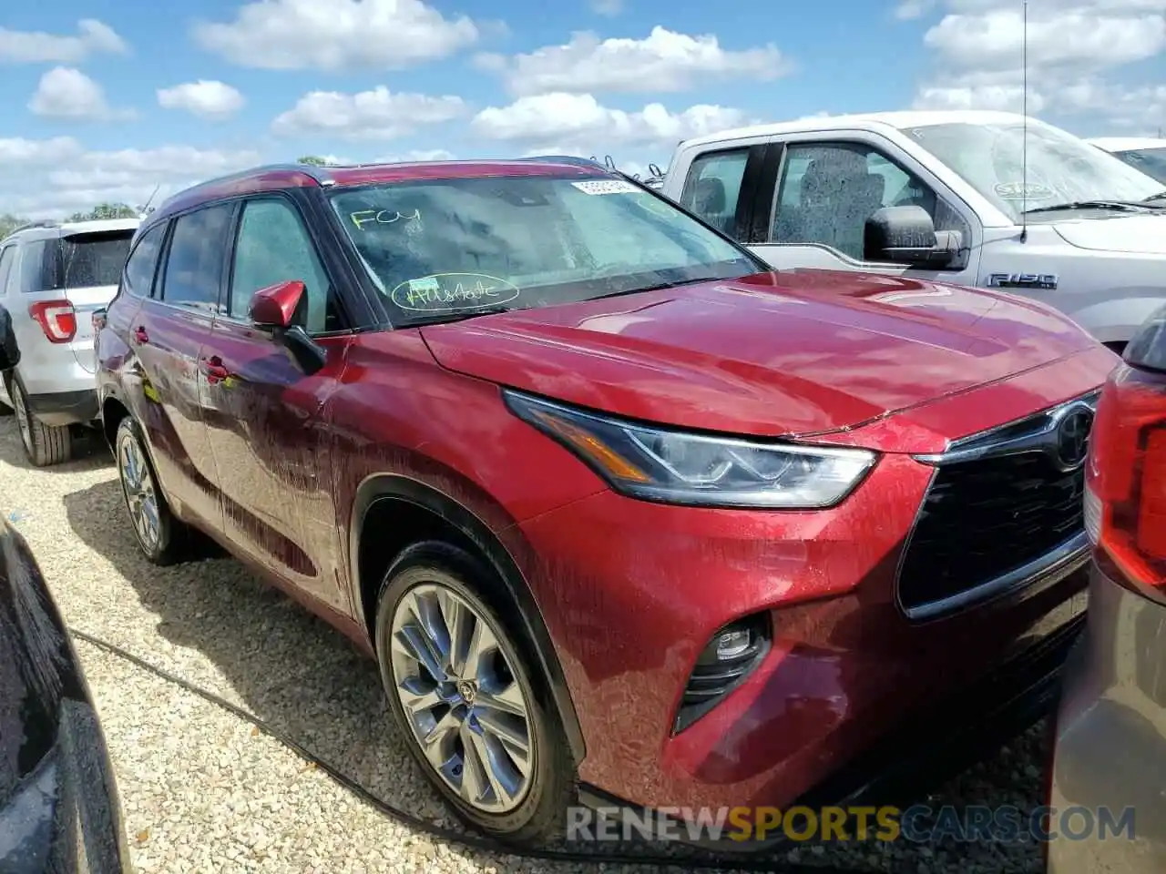 1 Photograph of a damaged car 5TDYZRAHXMS063885 TOYOTA HIGHLANDER 2021