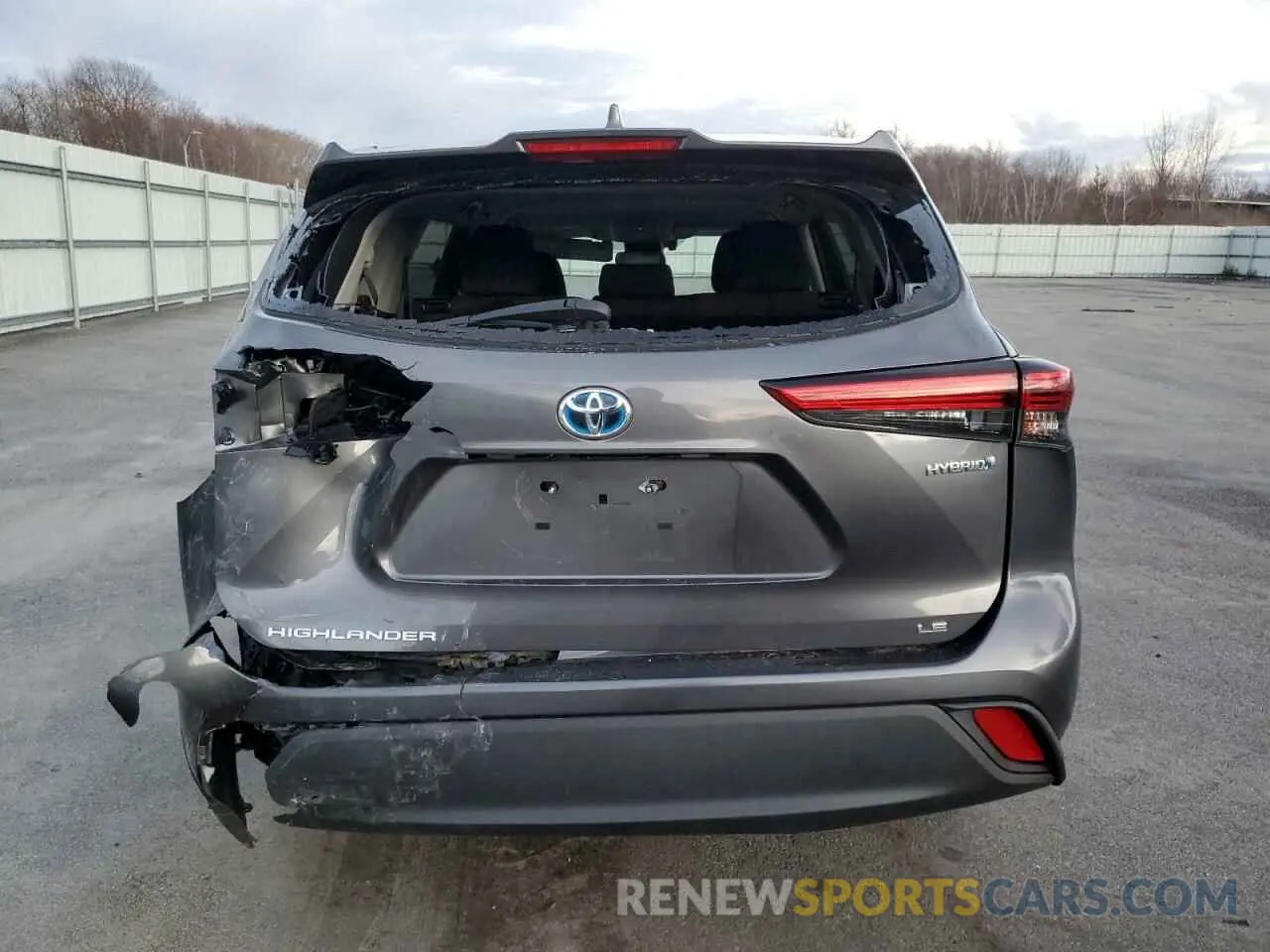6 Photograph of a damaged car 5TDZARAH0MS507691 TOYOTA HIGHLANDER 2021