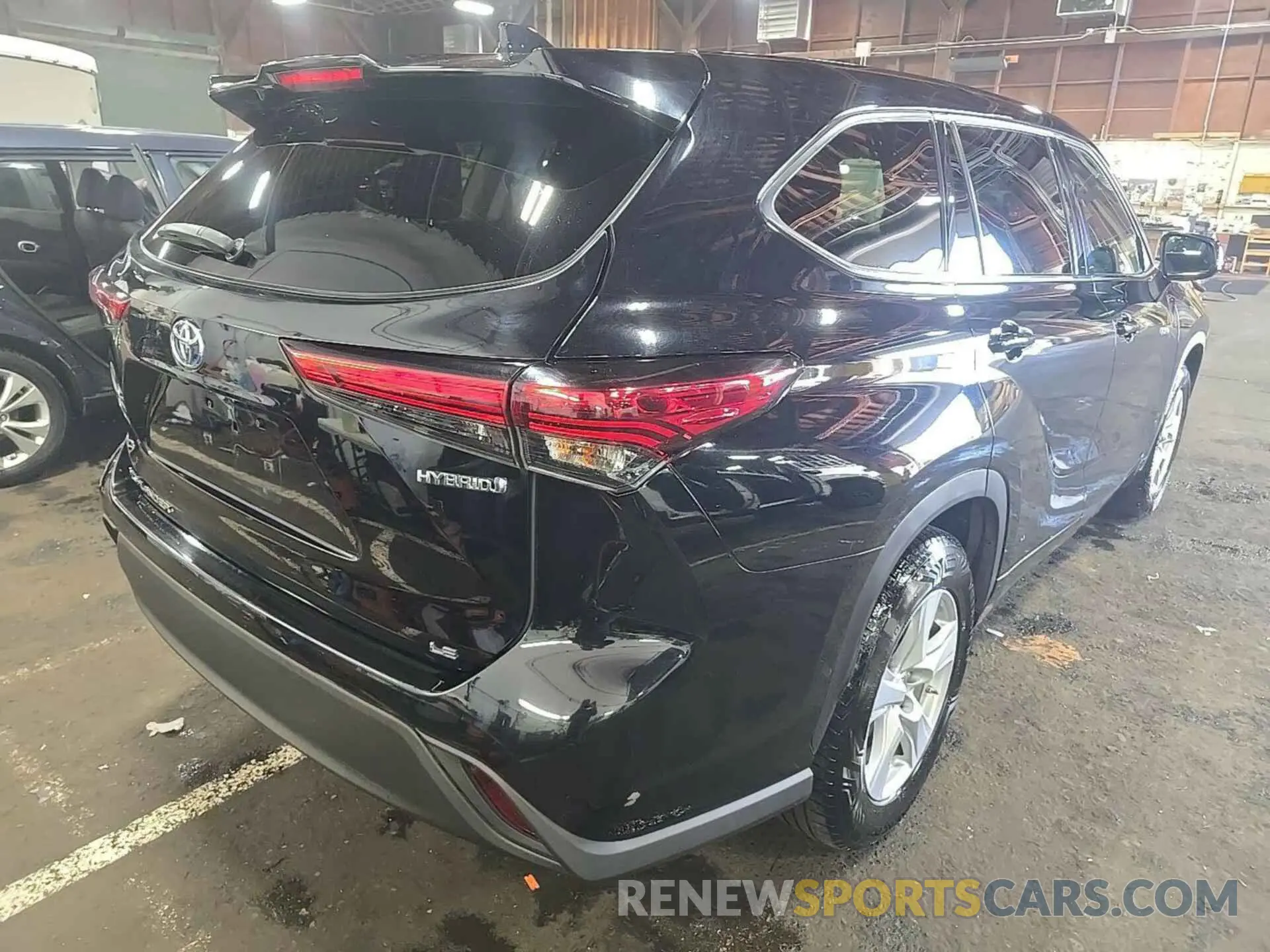10 Photograph of a damaged car 5TDZARAH3MS507202 TOYOTA HIGHLANDER 2021
