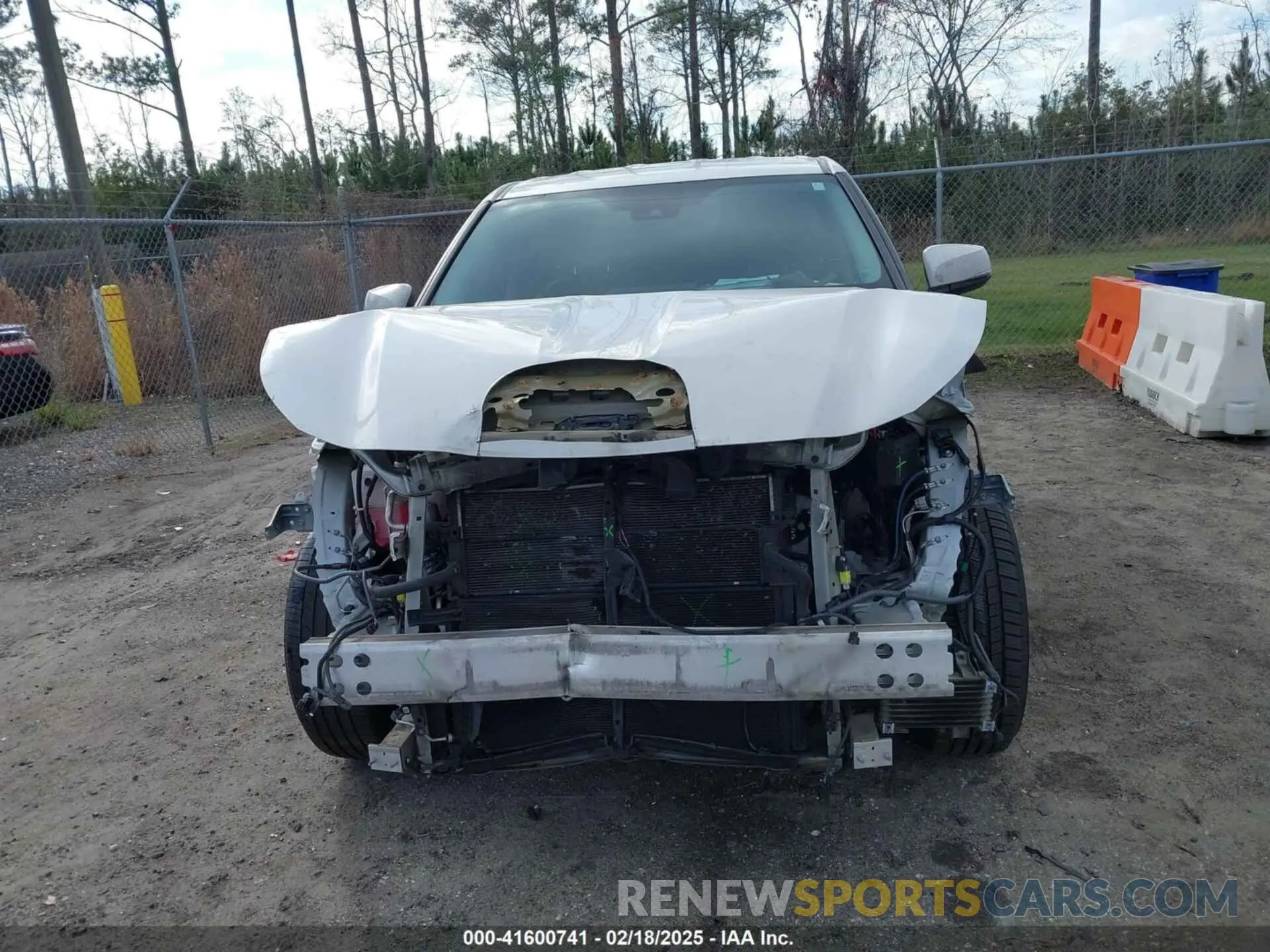13 Photograph of a damaged car 5TDZARAH6MS504147 TOYOTA HIGHLANDER 2021