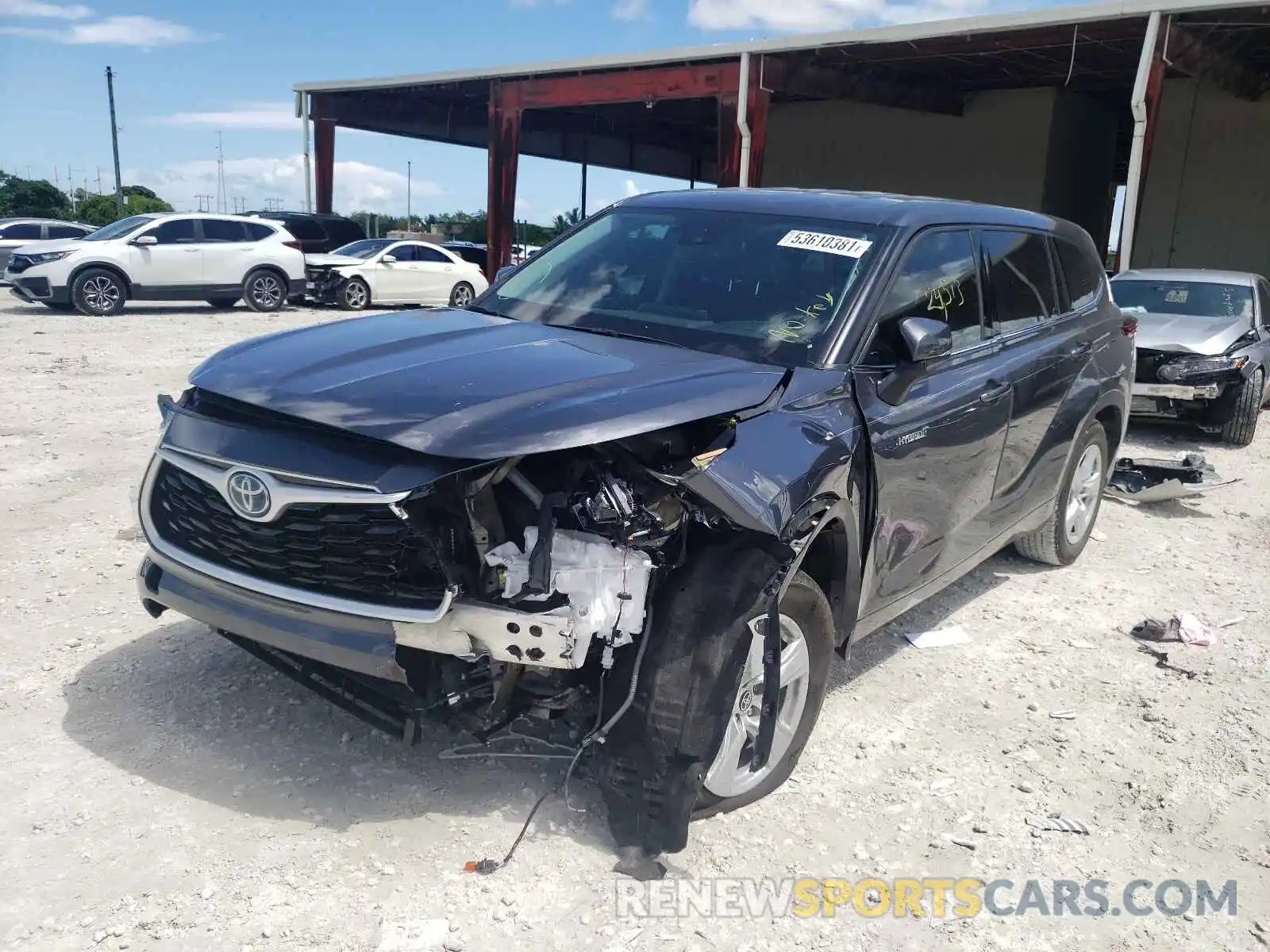 2 Photograph of a damaged car 5TDZARAH6MS504245 TOYOTA HIGHLANDER 2021