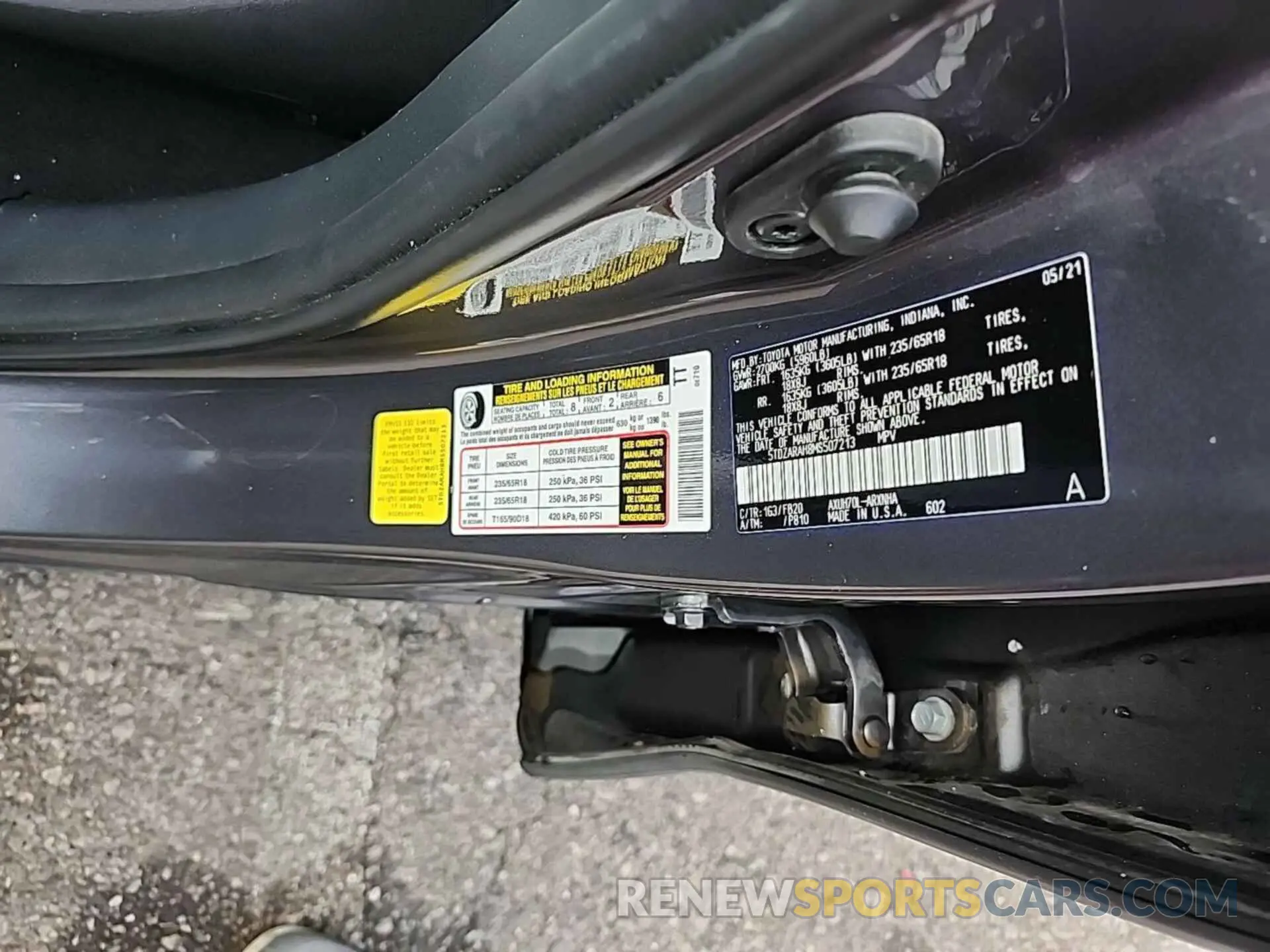 8 Photograph of a damaged car 5TDZARAH8MS507213 TOYOTA HIGHLANDER 2021