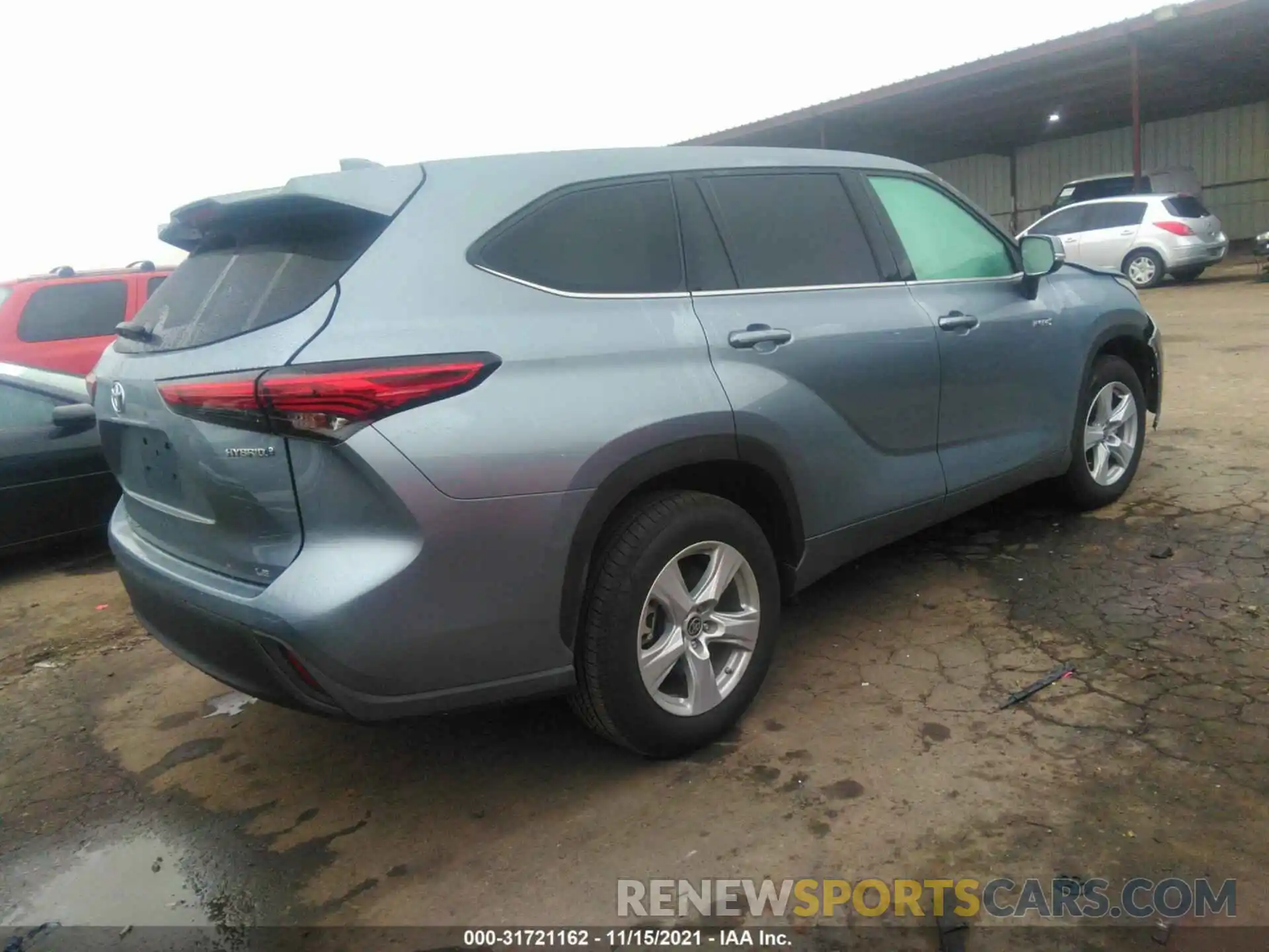 4 Photograph of a damaged car 5TDZARAH9MS006248 TOYOTA HIGHLANDER 2021