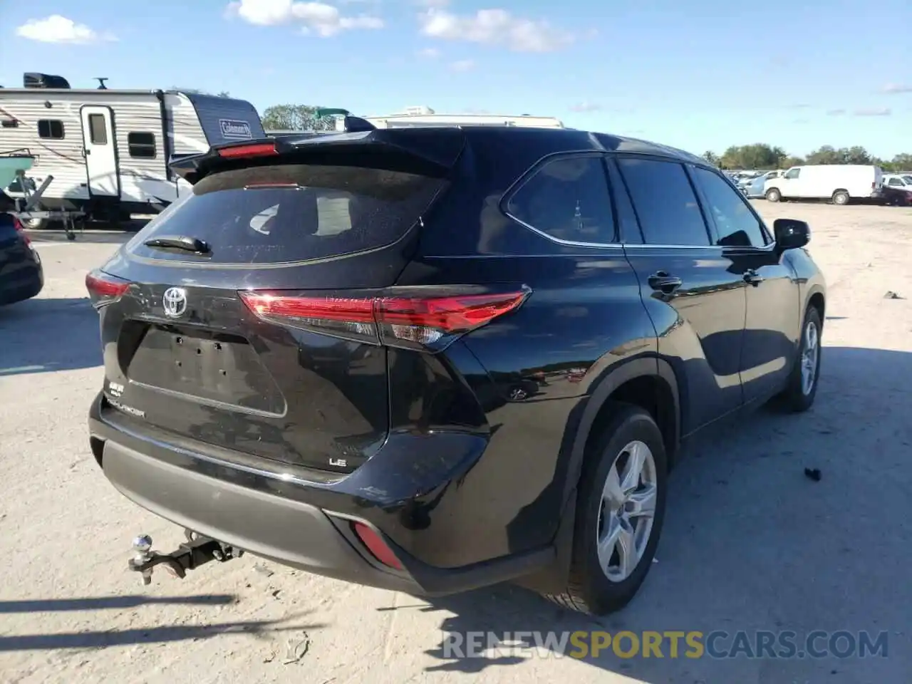 4 Photograph of a damaged car 5TDZZRAH0MS056013 TOYOTA HIGHLANDER 2021