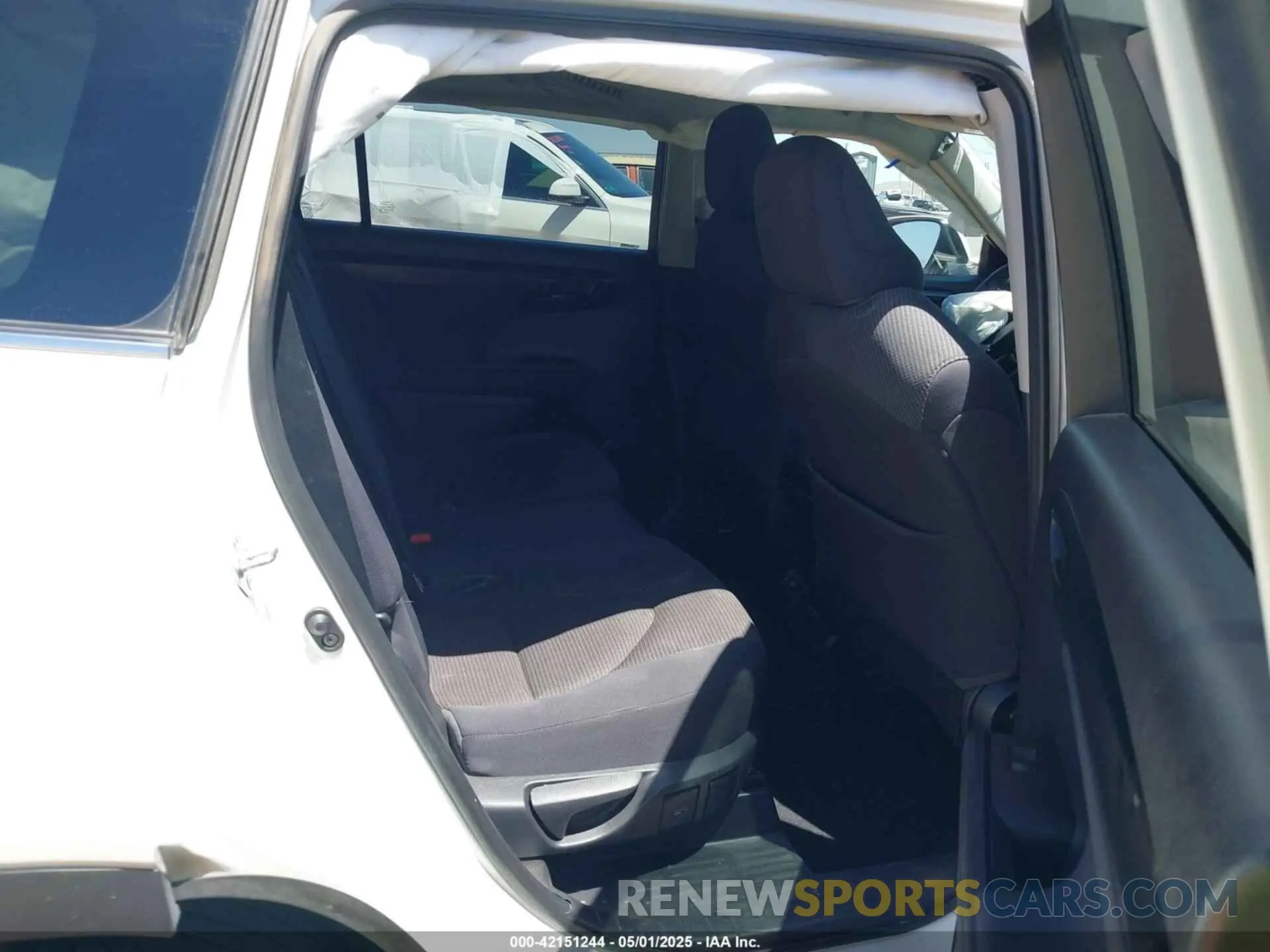8 Photograph of a damaged car 5TDZZRAH1MS071300 TOYOTA HIGHLANDER 2021