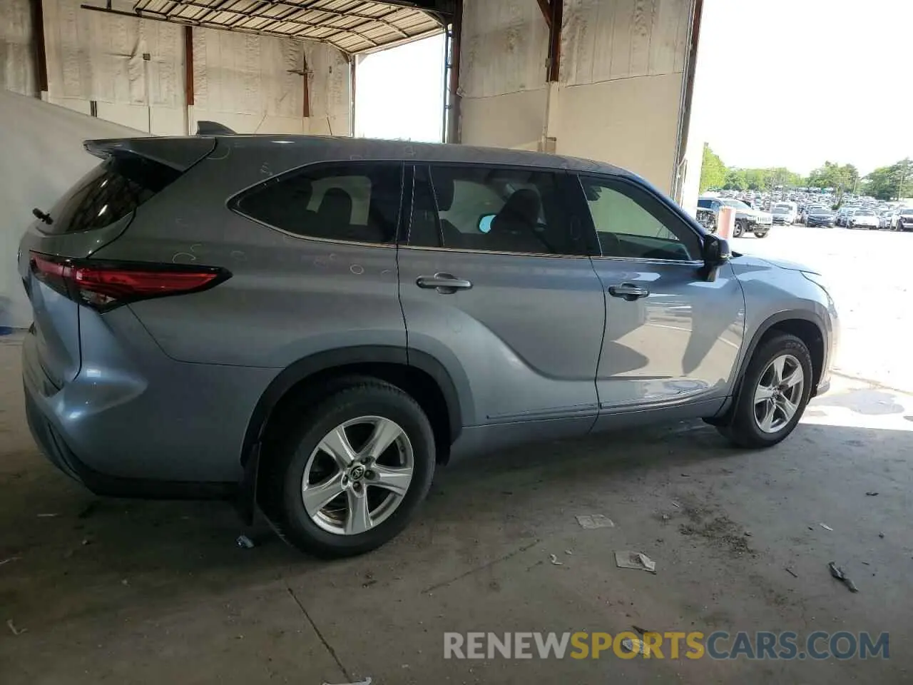 3 Photograph of a damaged car 5TDZZRAH2MS041531 TOYOTA HIGHLANDER 2021