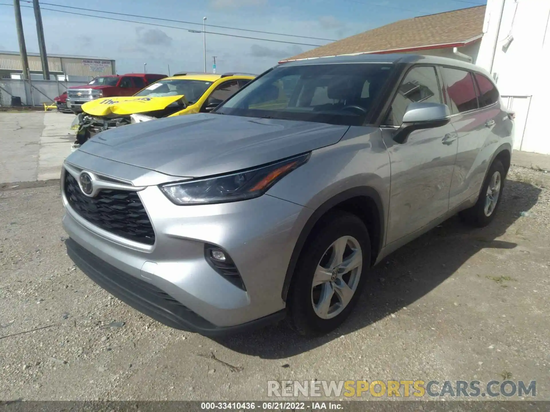 2 Photograph of a damaged car 5TDZZRAH2MS515364 TOYOTA HIGHLANDER 2021