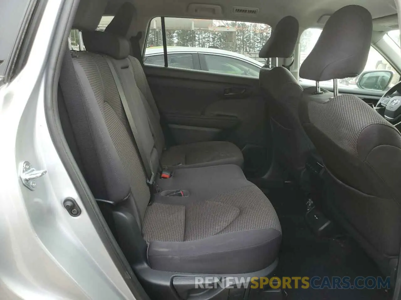 11 Photograph of a damaged car 5TDZZRAH3MS517348 TOYOTA HIGHLANDER 2021