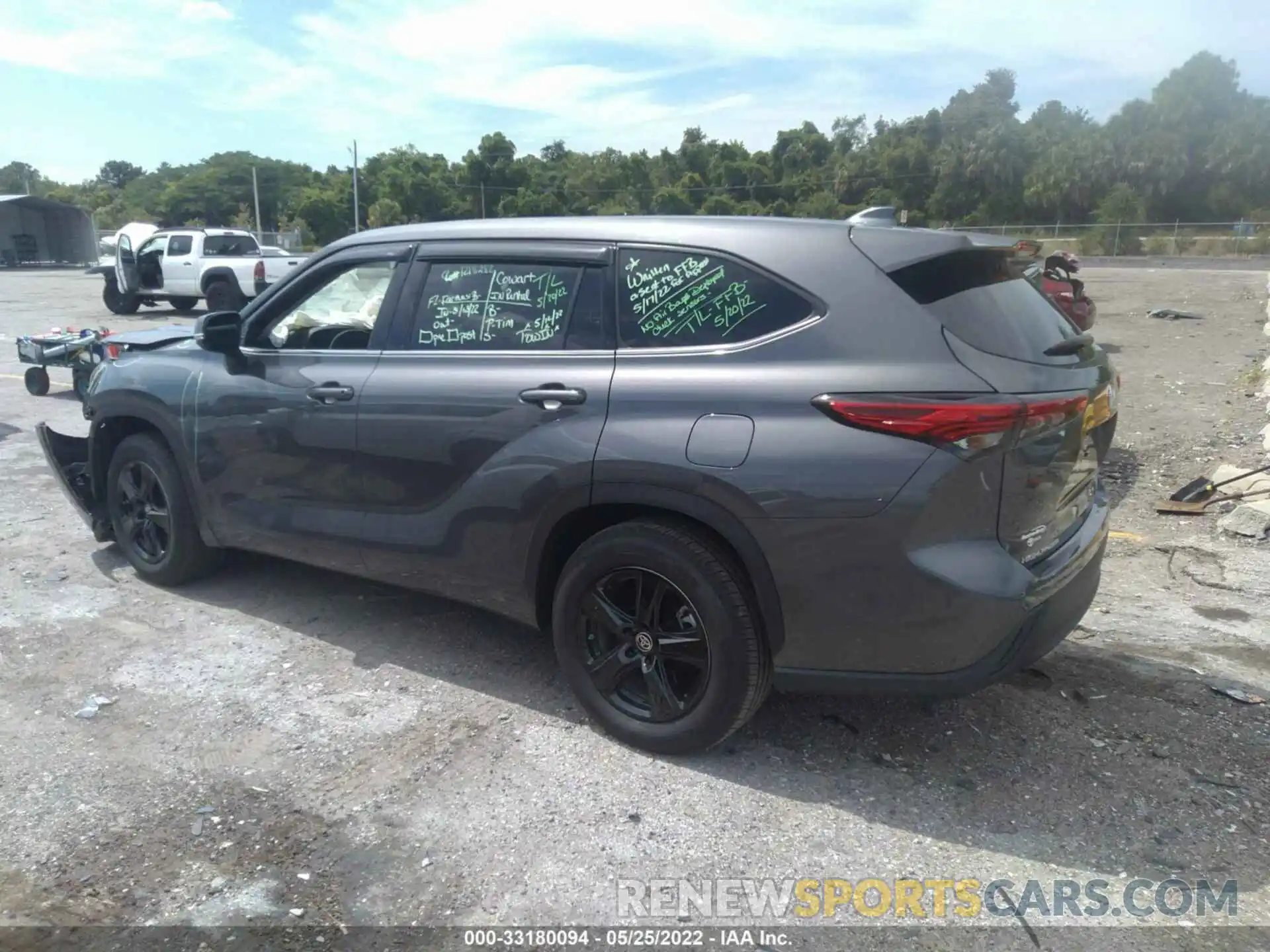 3 Photograph of a damaged car 5TDZZRAH3MS518757 TOYOTA HIGHLANDER 2021