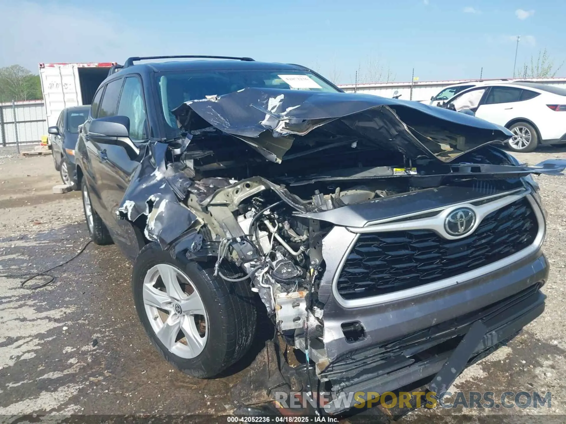 1 Photograph of a damaged car 5TDZZRAH3MS523182 TOYOTA HIGHLANDER 2021