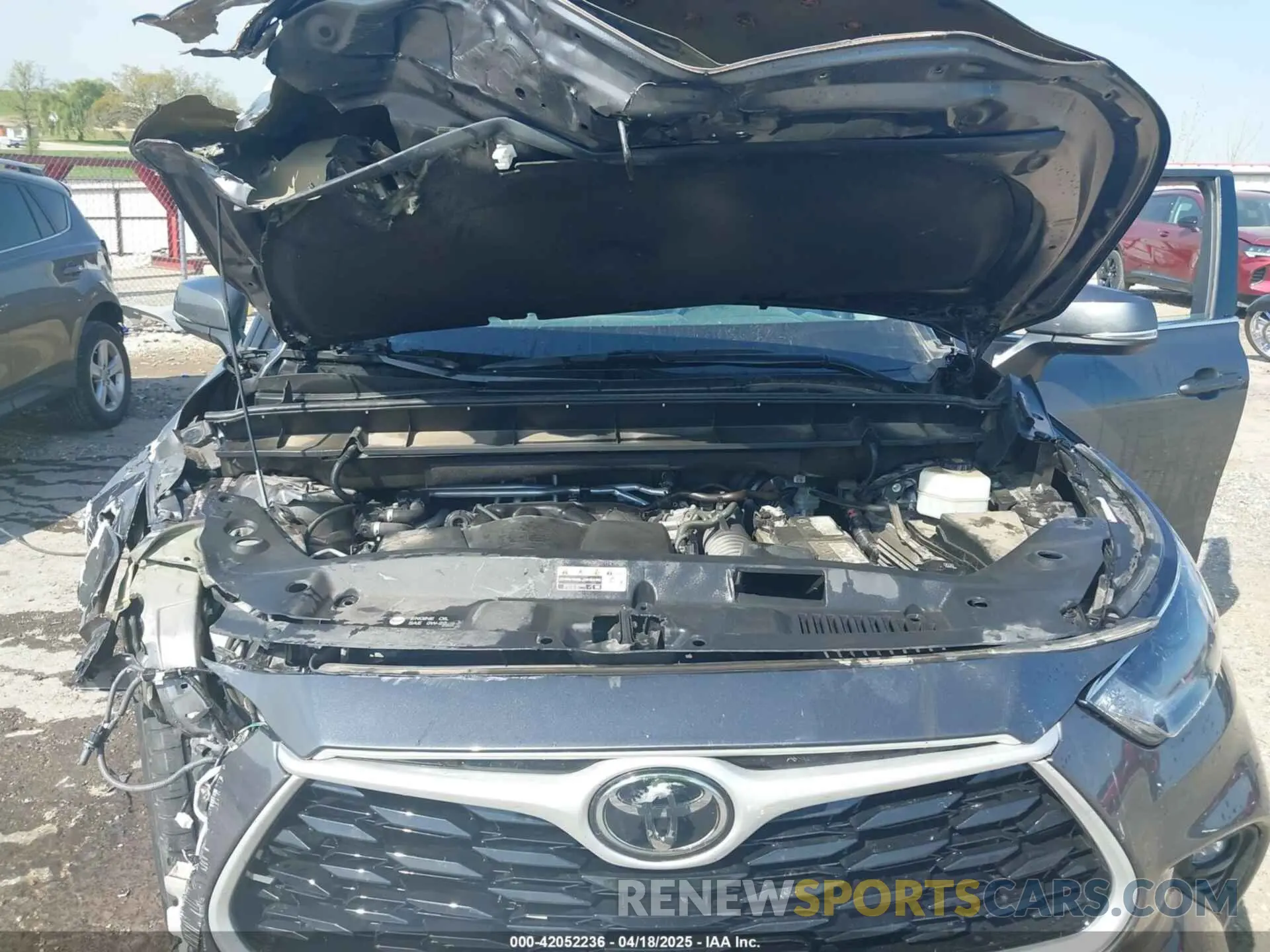 10 Photograph of a damaged car 5TDZZRAH3MS523182 TOYOTA HIGHLANDER 2021
